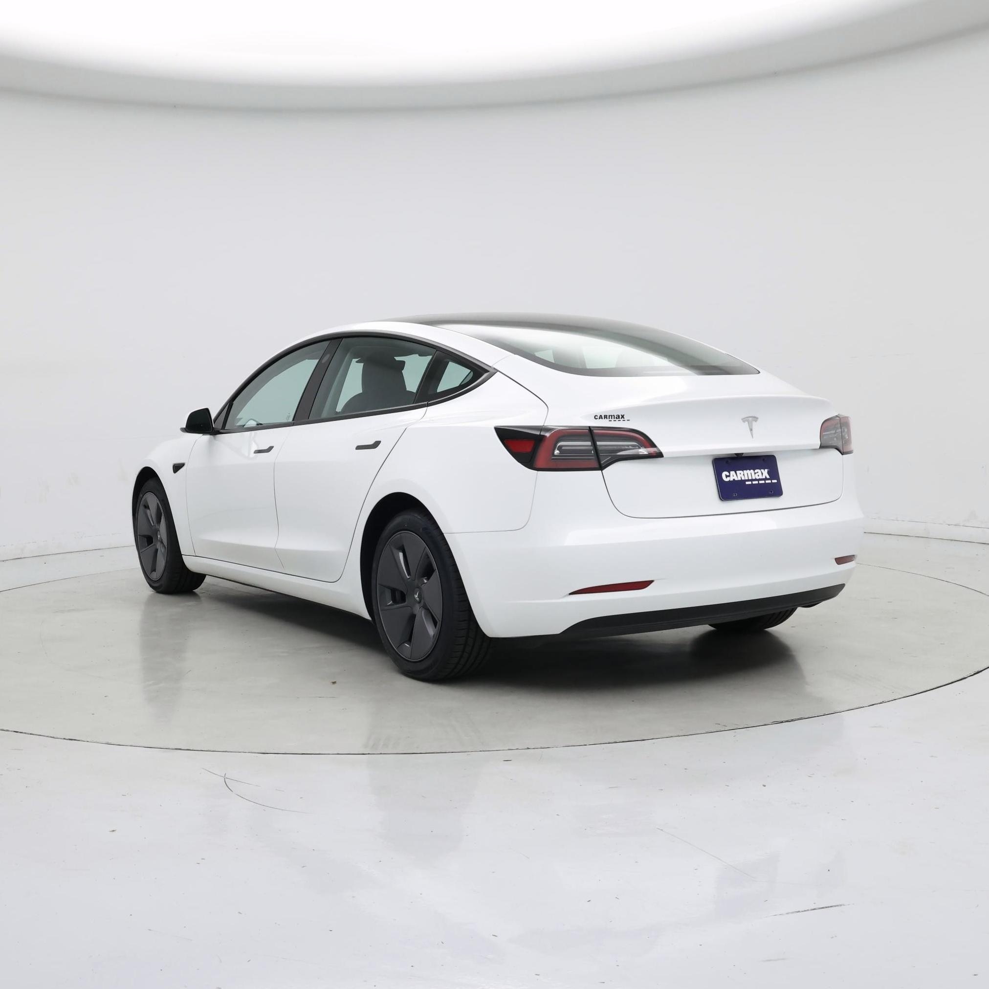 Thumbnail: 2023 Tesla Model 3 - 2