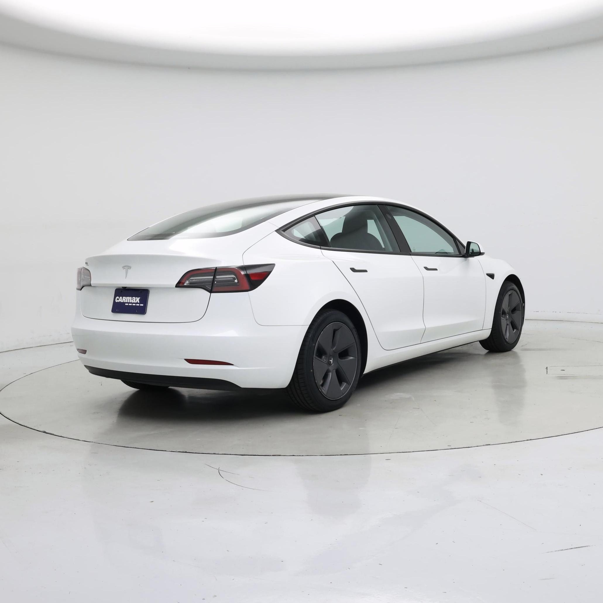 Thumbnail: 2023 Tesla Model 3 - 8