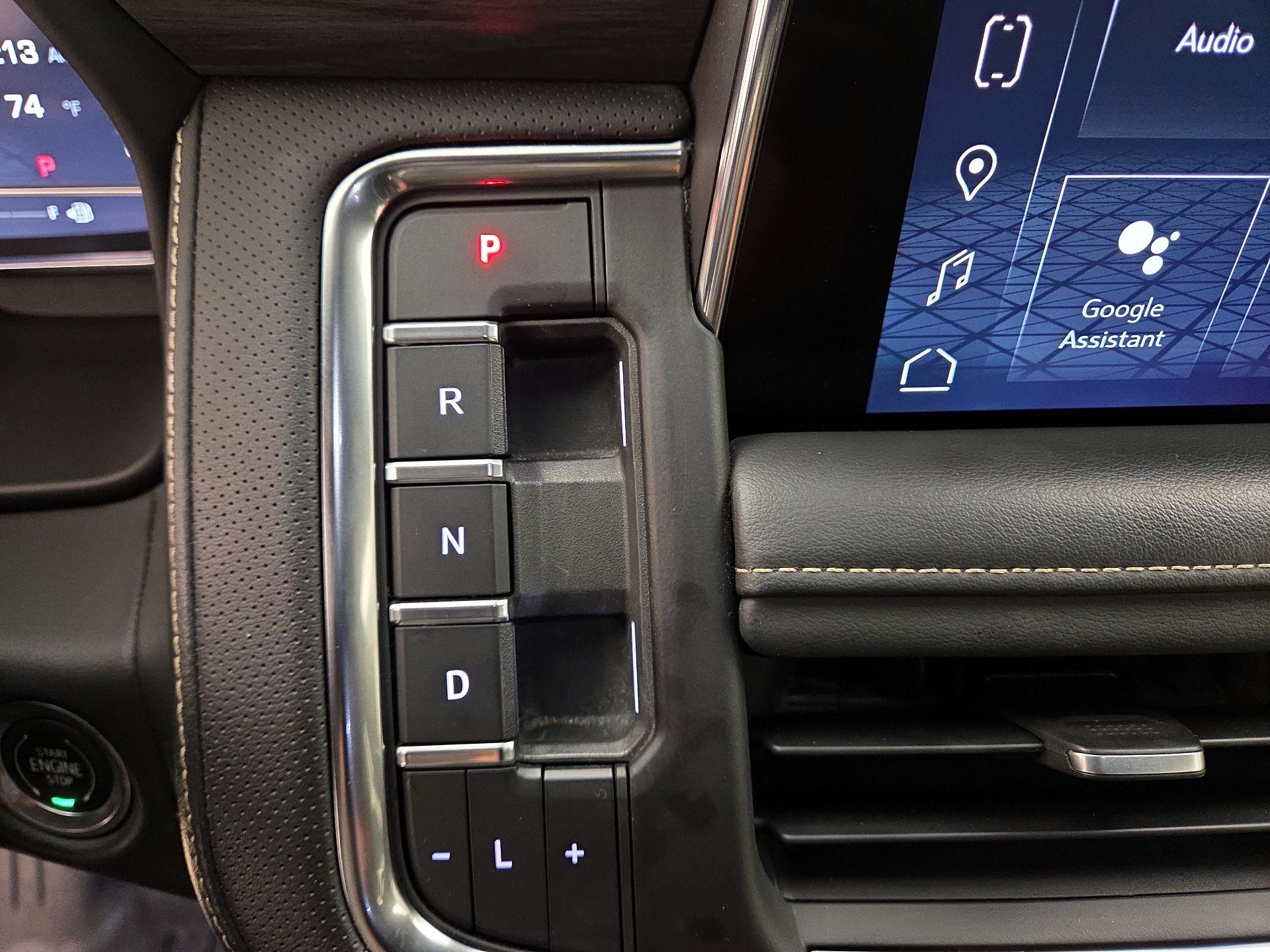 Thumbnail: 2022 GMC Yukon - 17