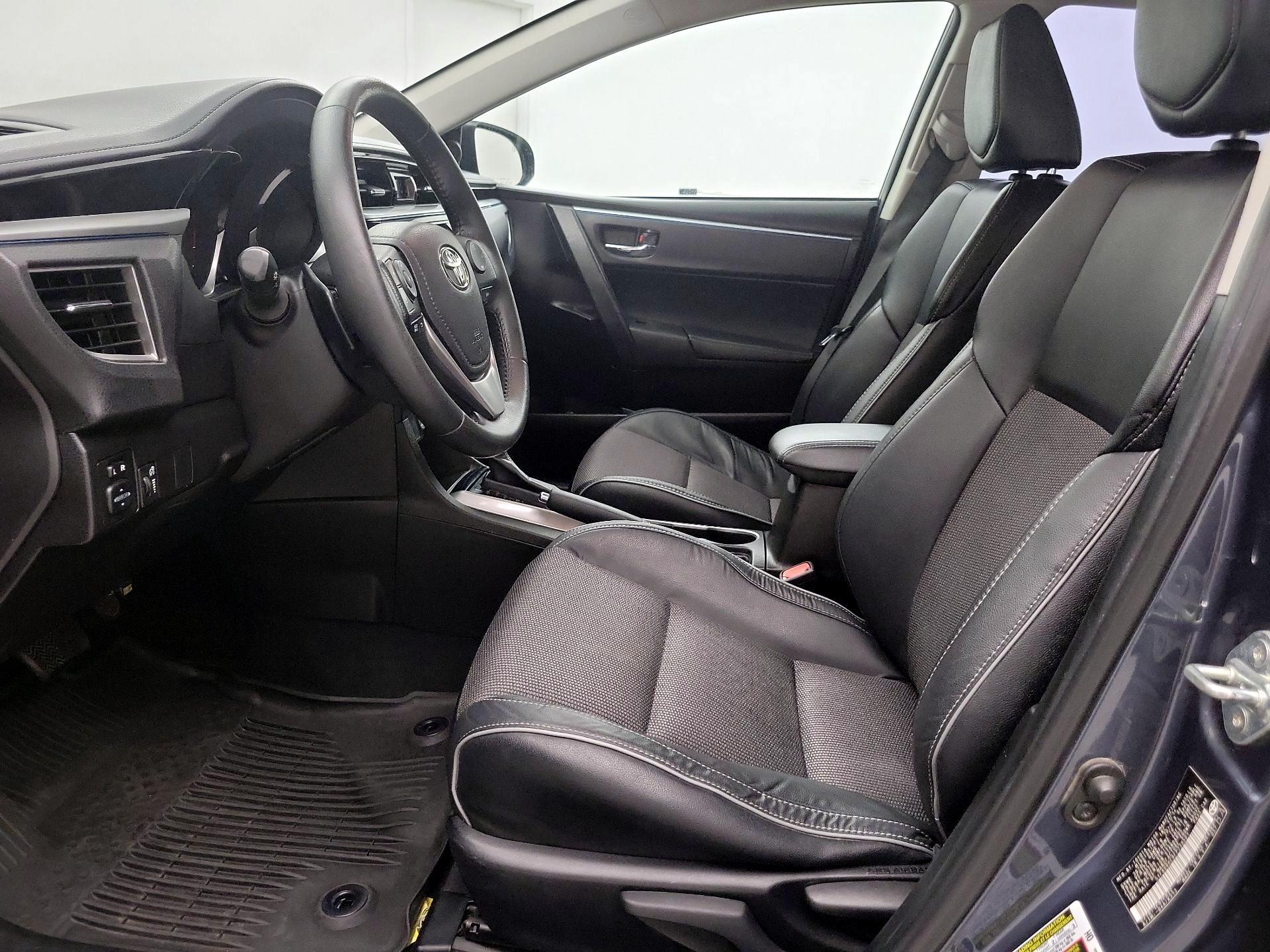 Thumbnail: 2015 Toyota Corolla - 11