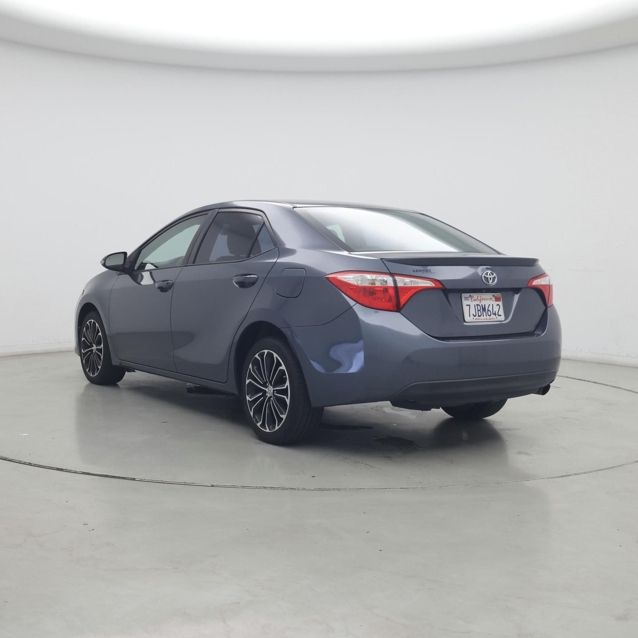 Thumbnail: 2015 Toyota Corolla - 2