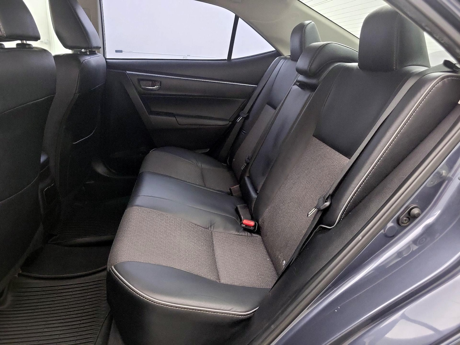 2015 Toyota Corolla S Plus - Photo 20