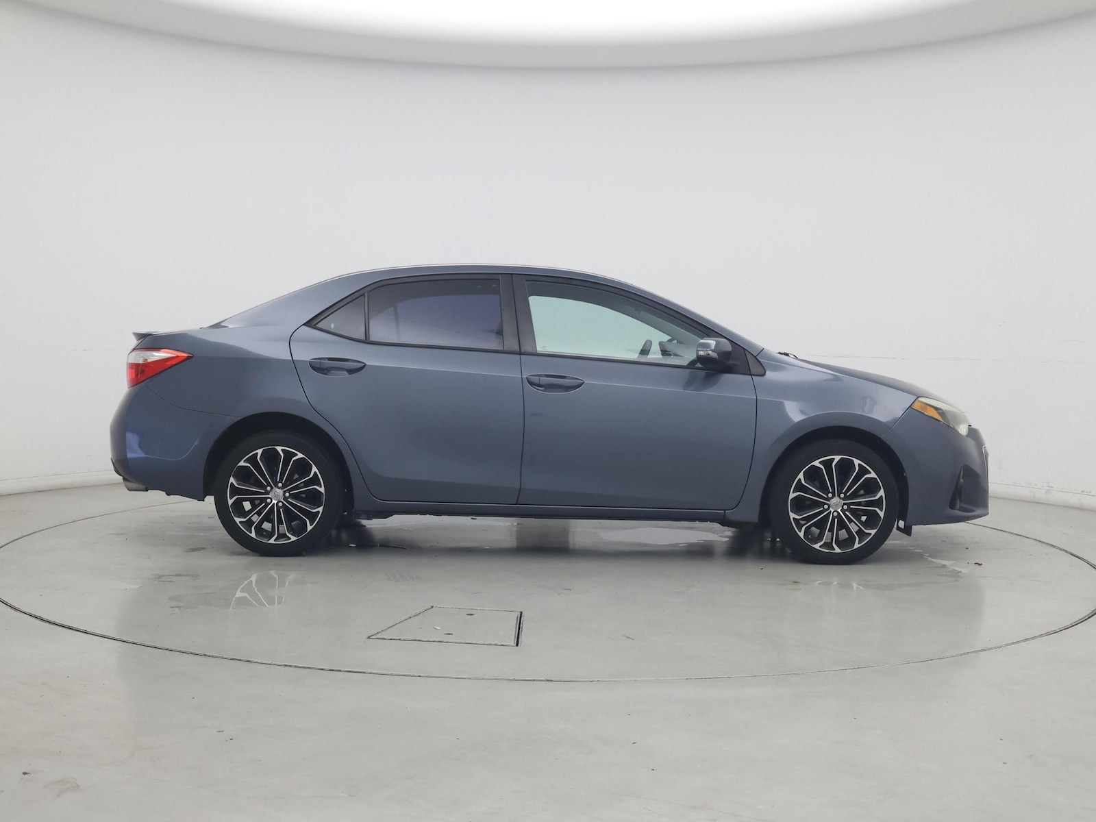2015 Toyota Corolla S Plus - Photo 8