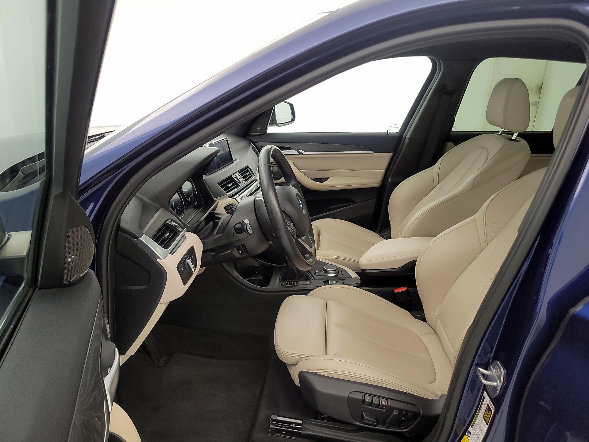Thumbnail: 2019 BMW X1 - 11
