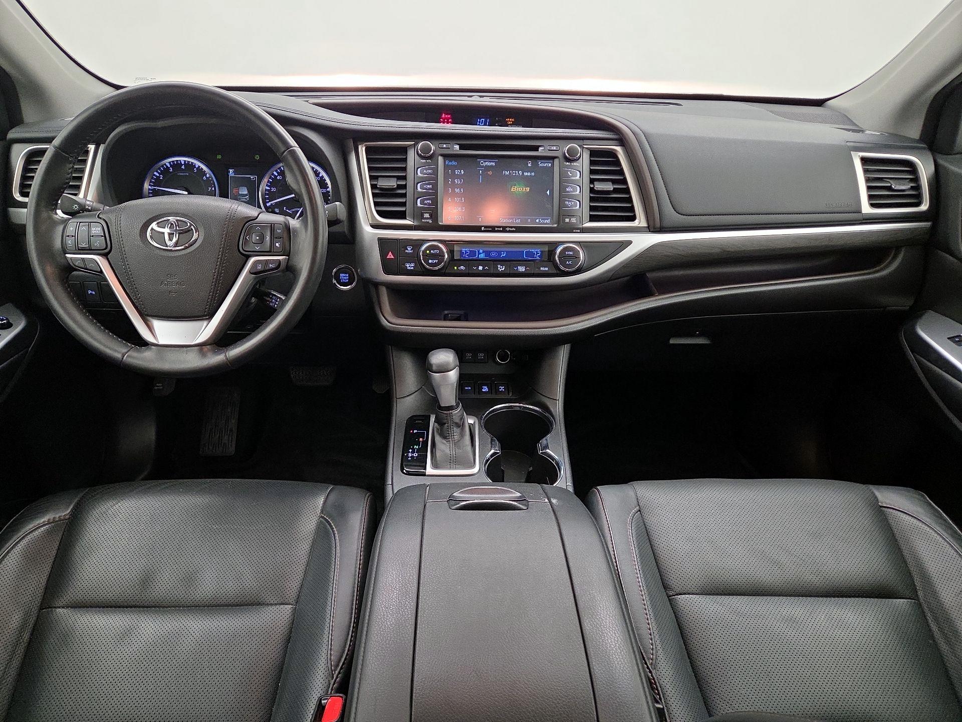 Thumbnail: 2018 Toyota Highlander - 9