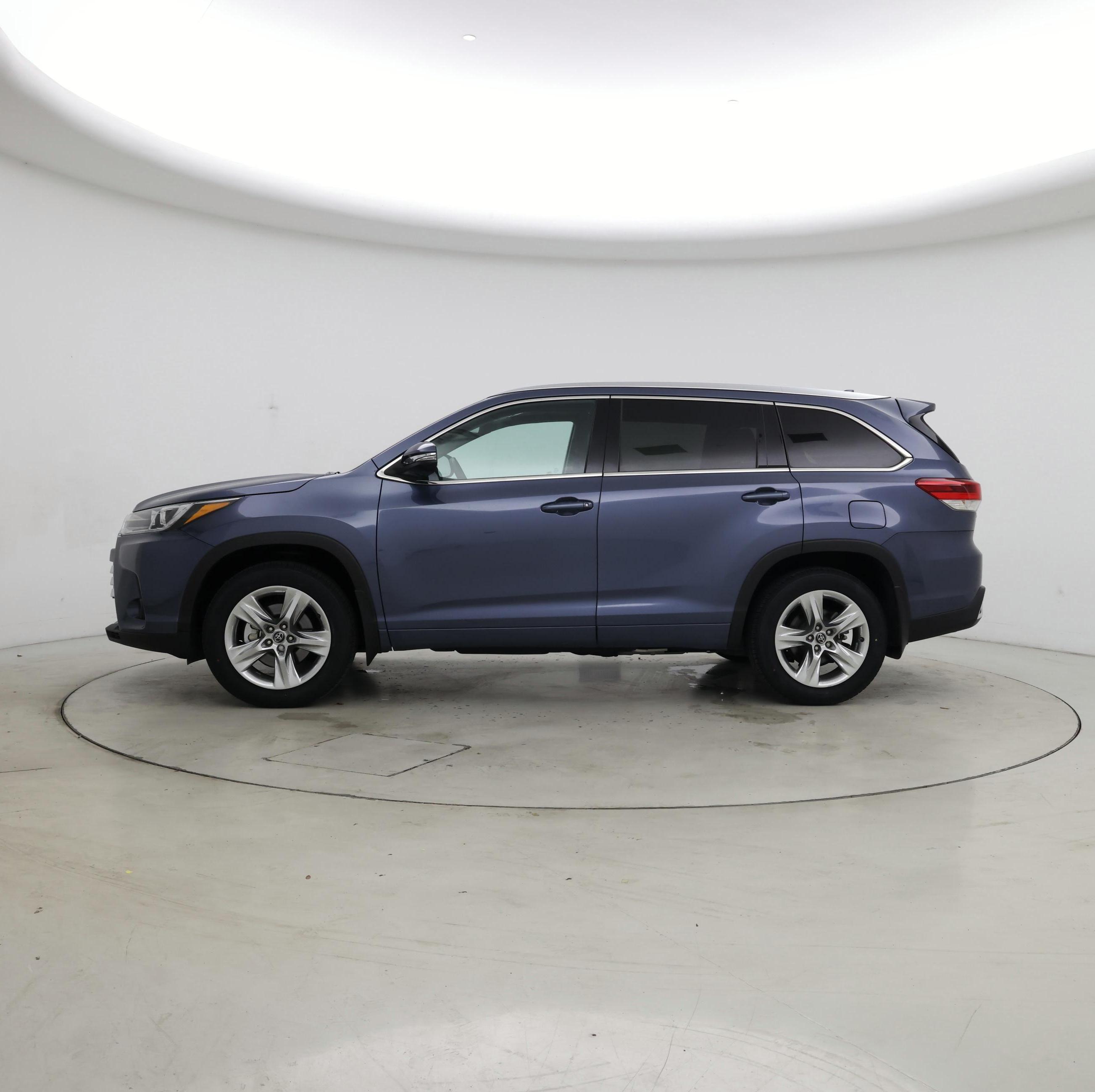 Thumbnail: 2018 Toyota Highlander - 3