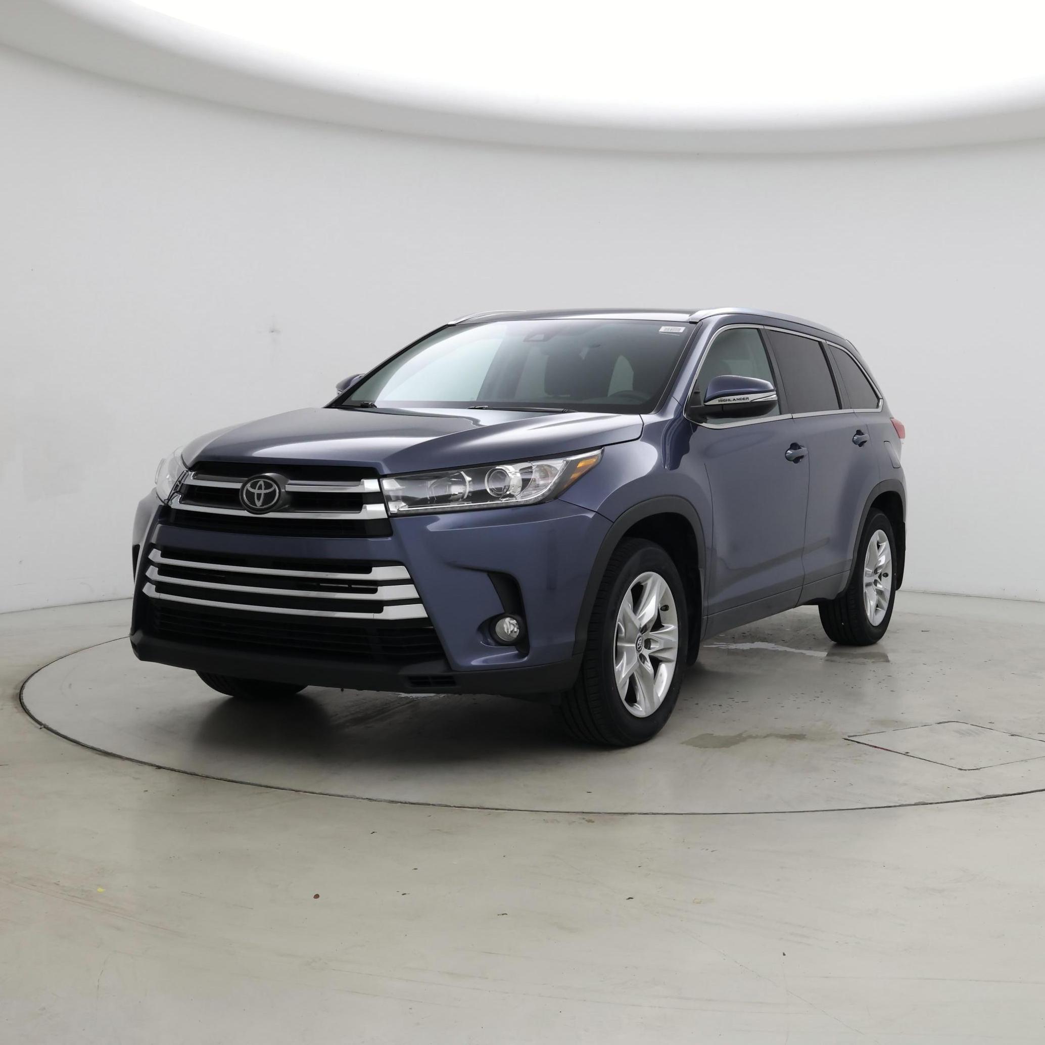 Thumbnail: 2018 Toyota Highlander - 4