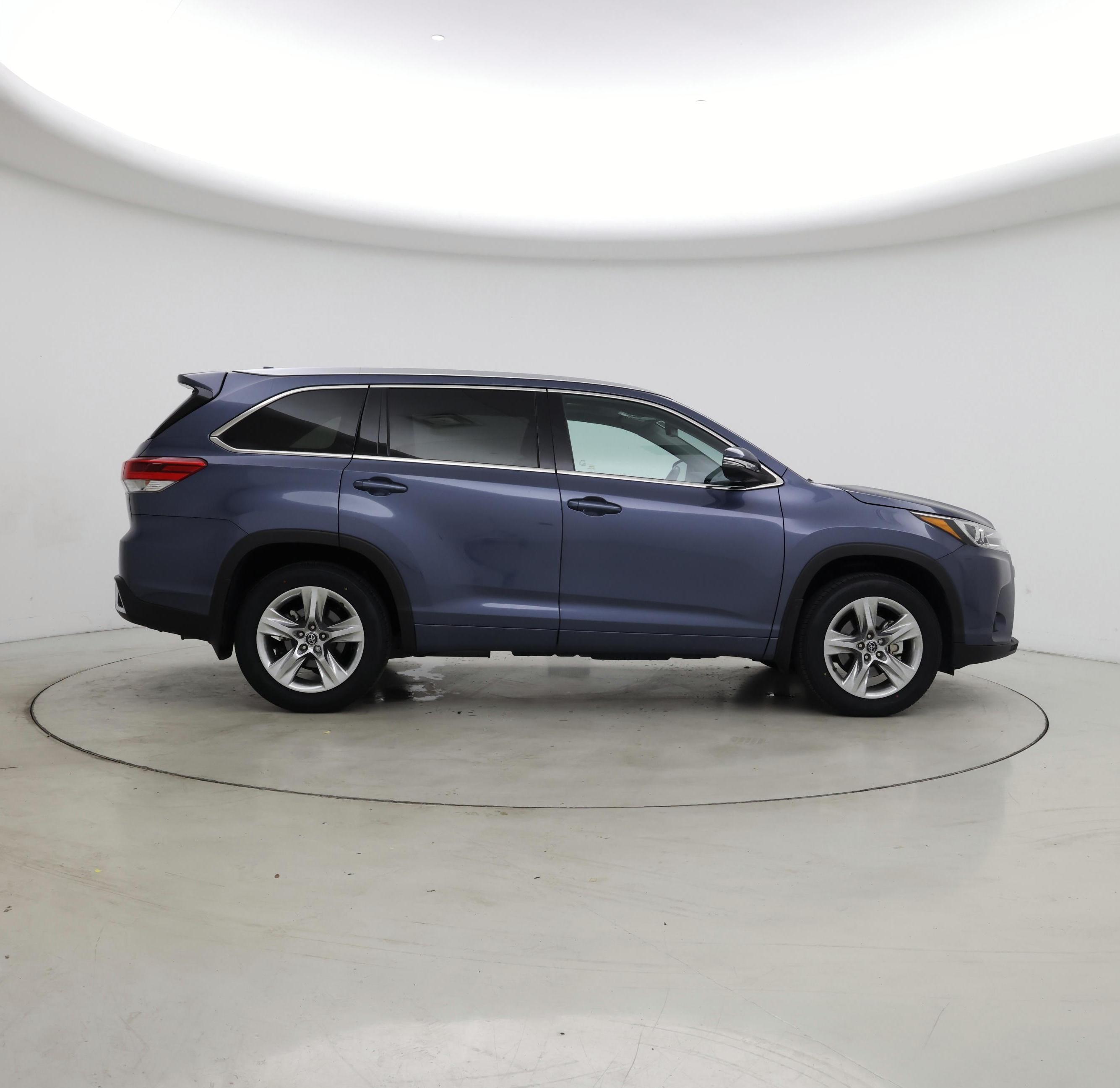 Thumbnail: 2018 Toyota Highlander - 7