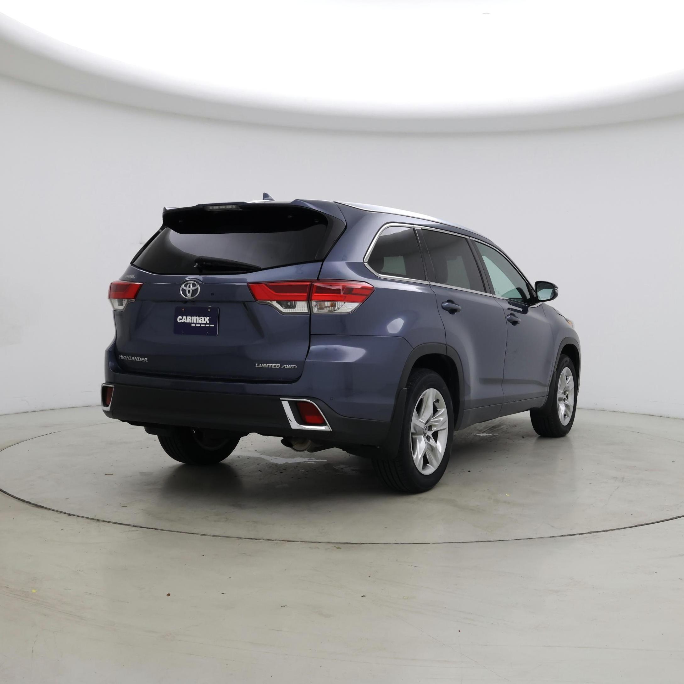 Thumbnail: 2018 Toyota Highlander - 8