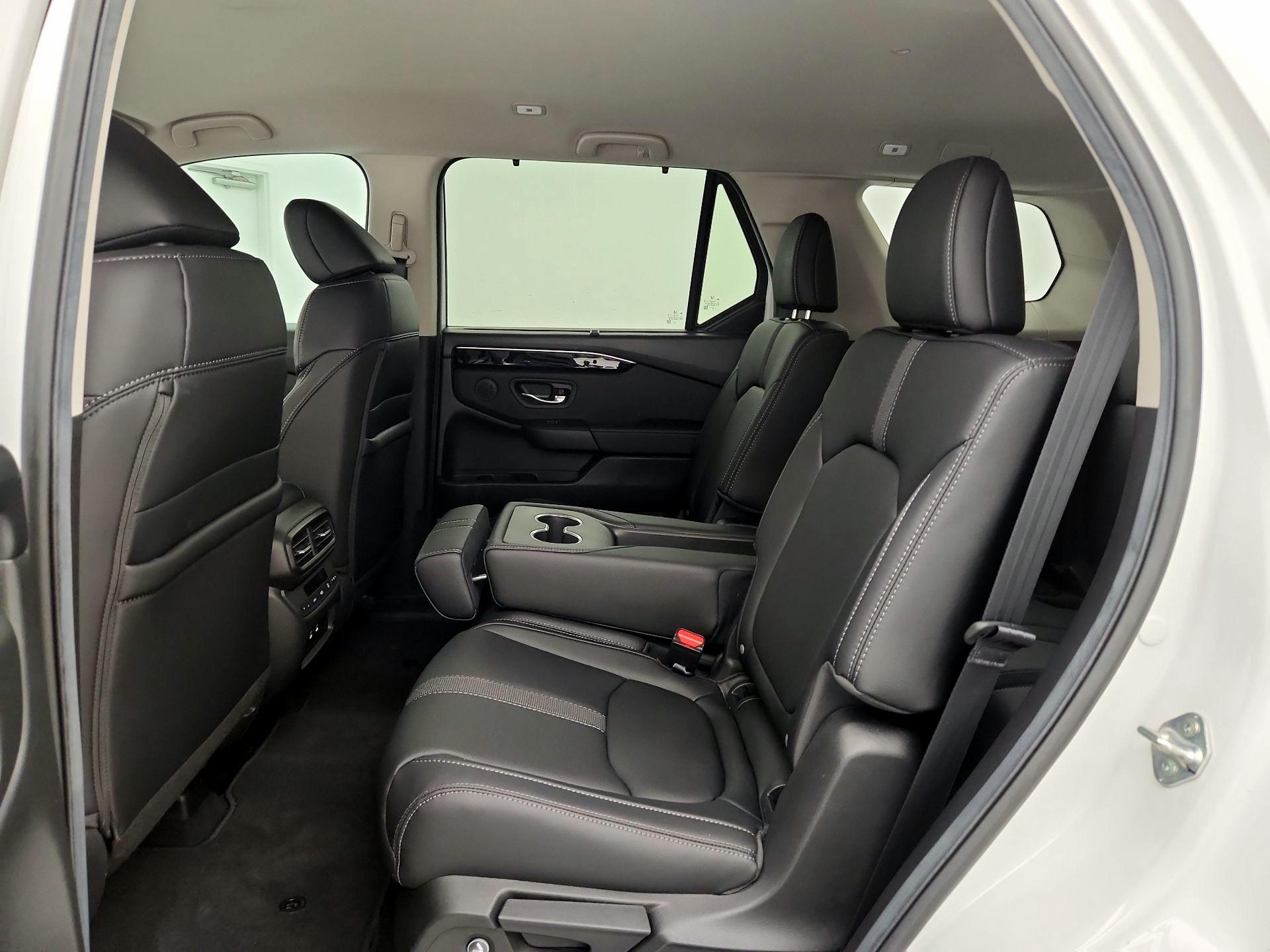 Thumbnail: 2026 Honda Pilot - 20