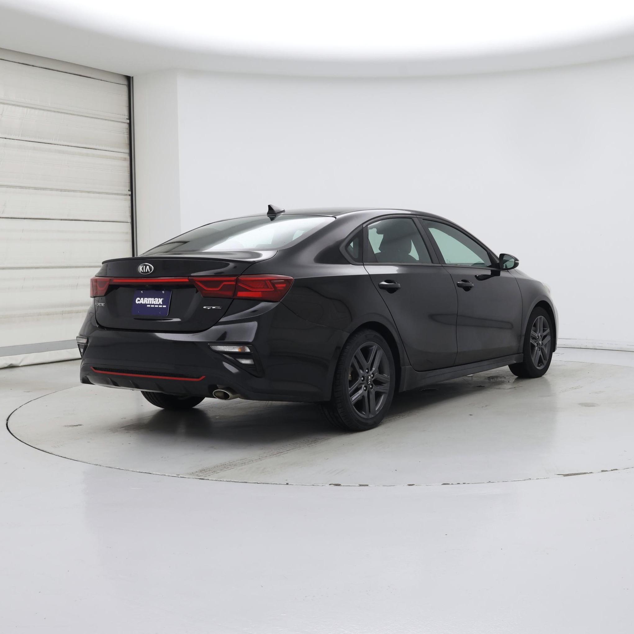 Thumbnail: 2020 Kia Forte - 8