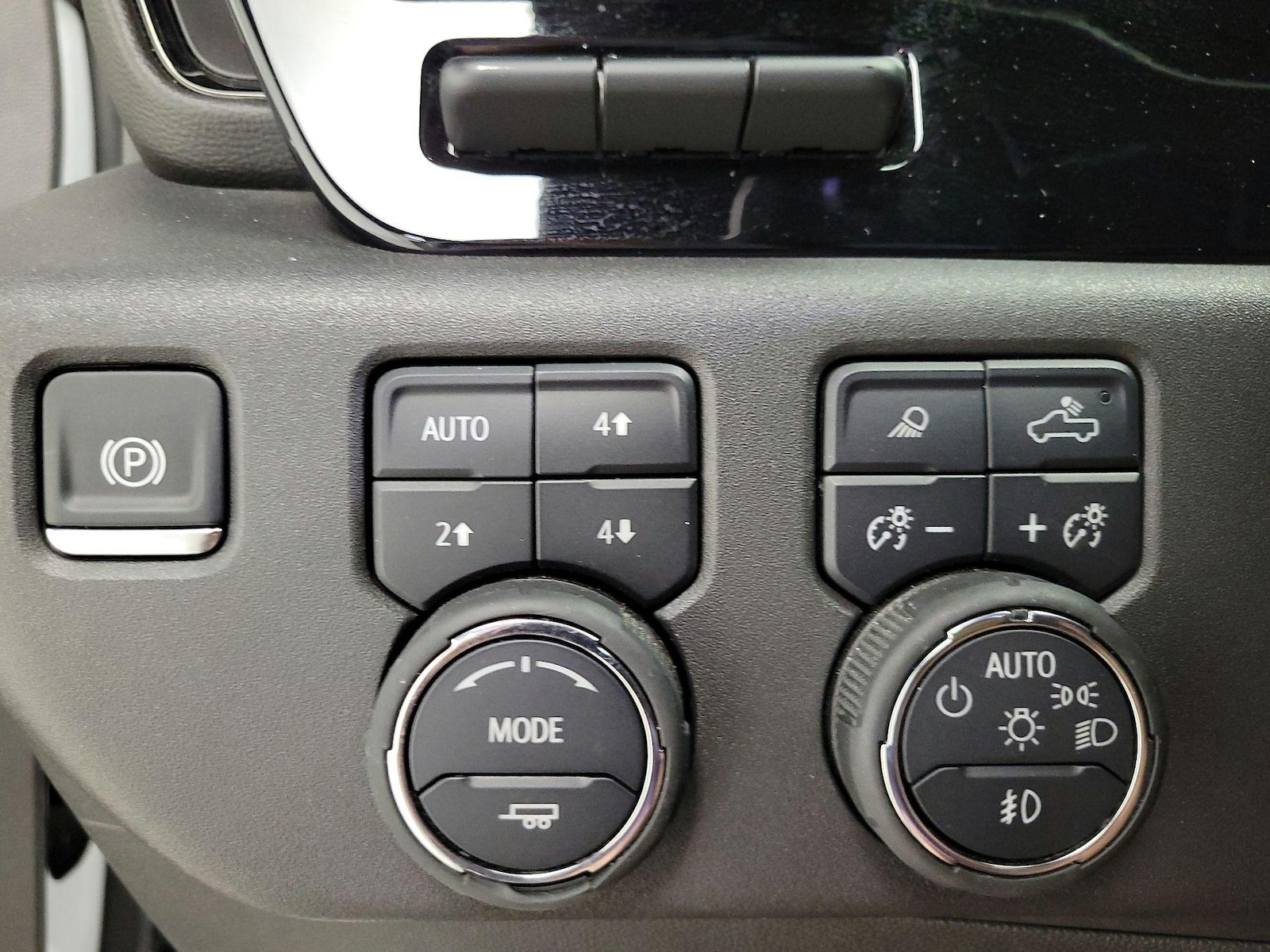 2025 Chevrolet Silverado 1500 ZR2 - Photo 14