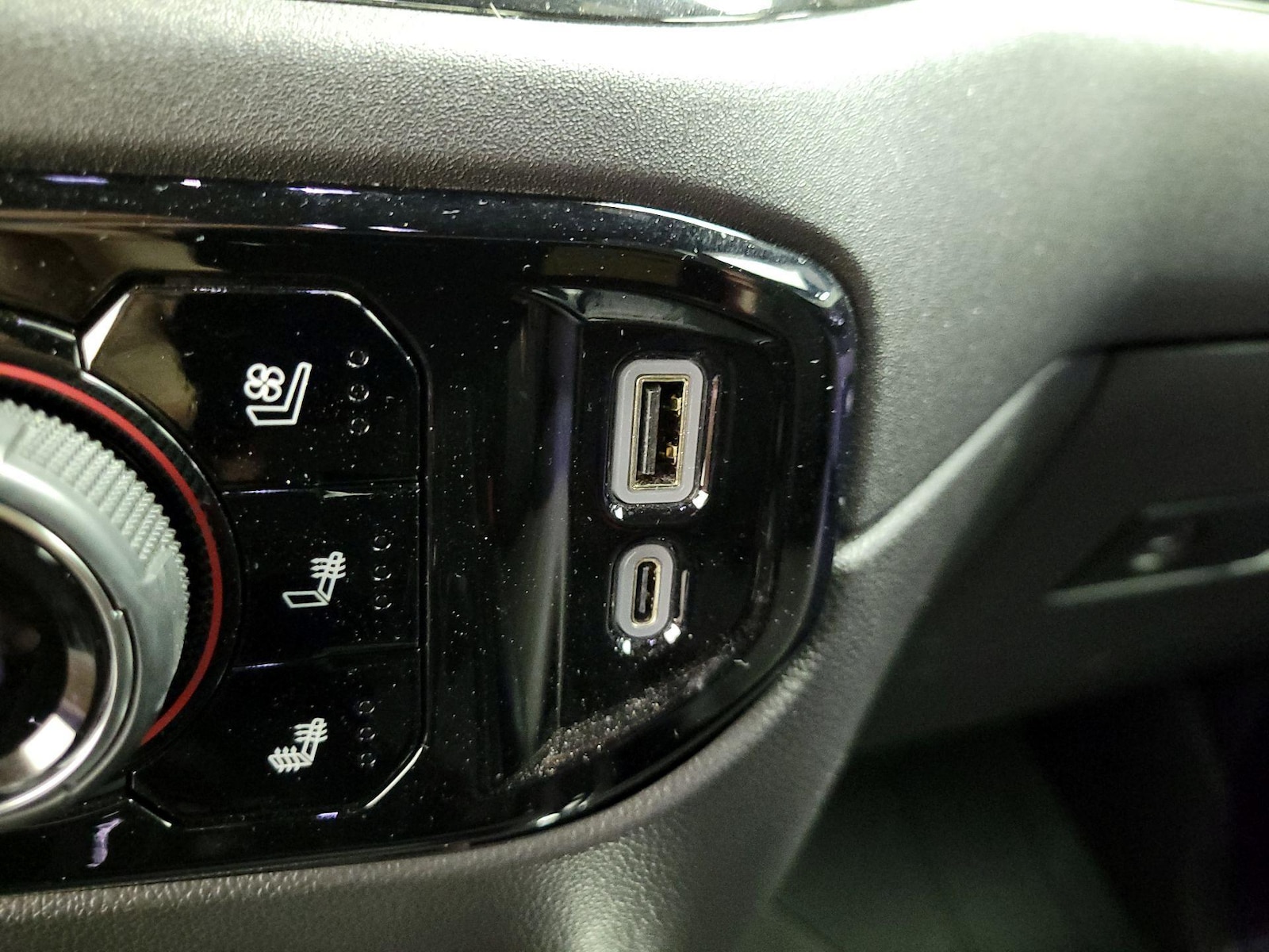 2025 Chevrolet Silverado 1500 ZR2 - Photo 20