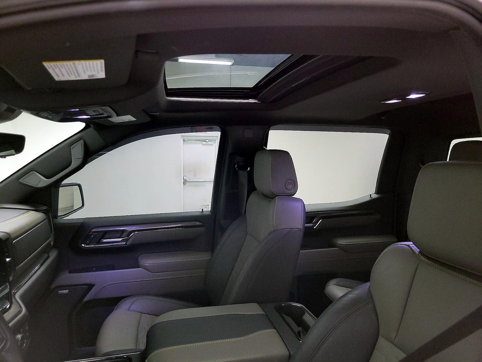 2025 Chevrolet Silverado 1500 ZR2 - Photo 21