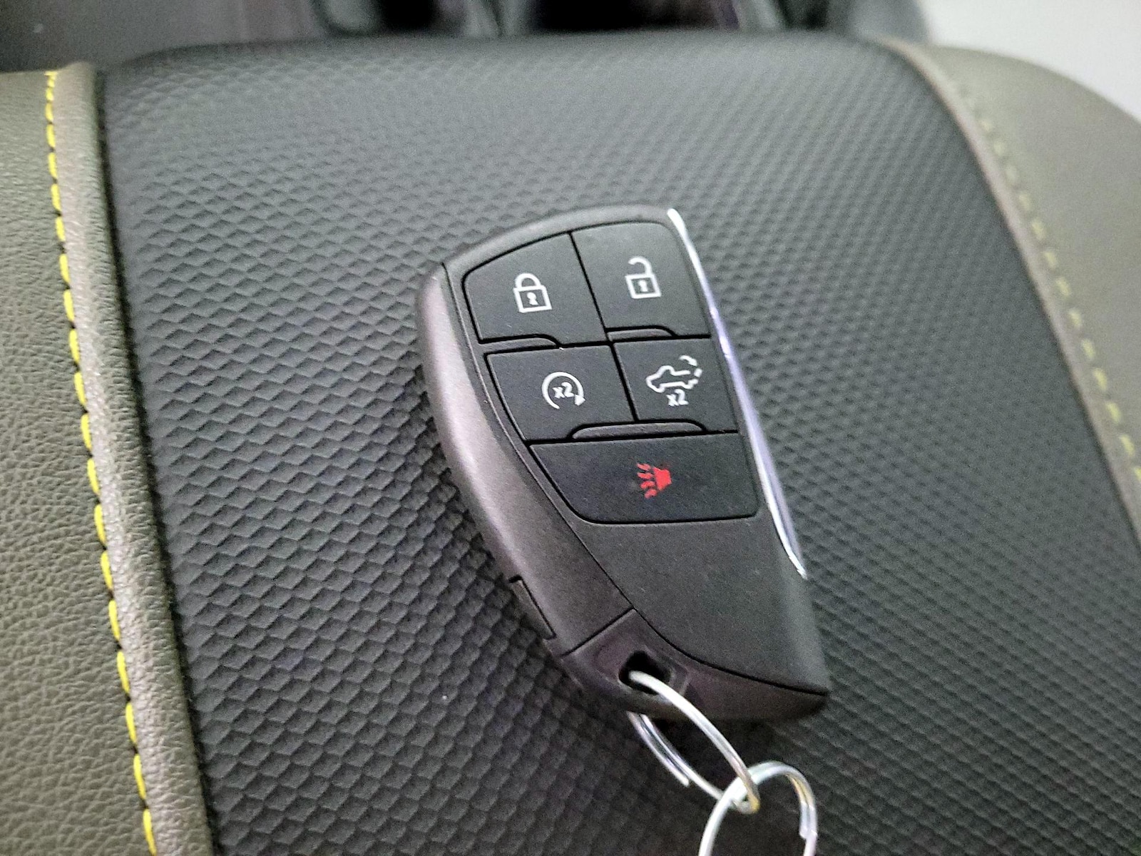 2025 Chevrolet Silverado 1500 ZR2 - Photo 25