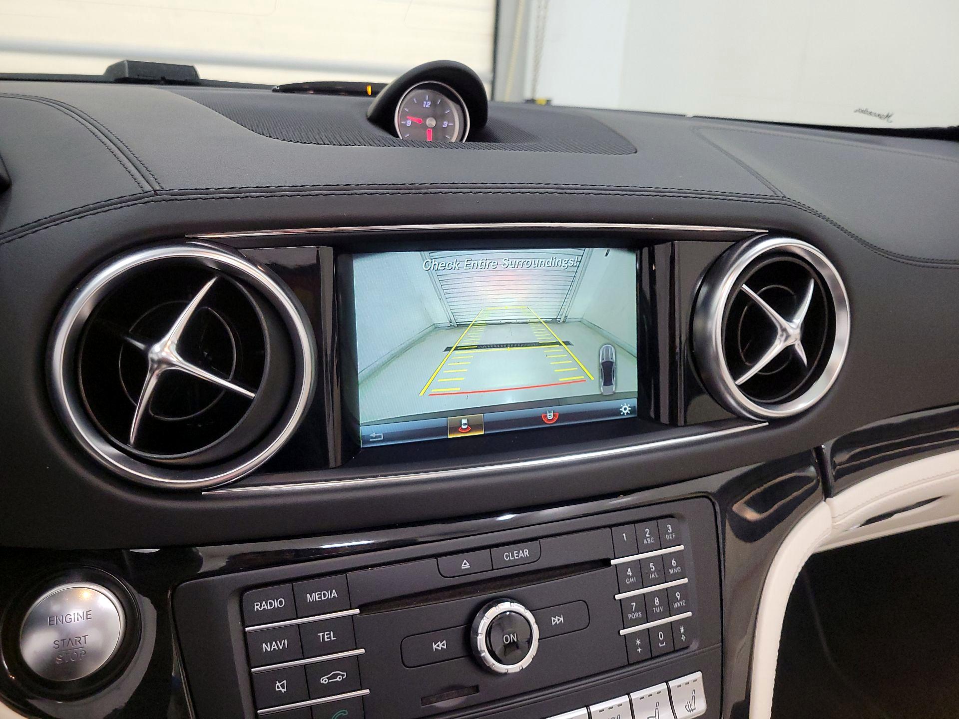 Thumbnail: 2019 Mercedes-Benz SL-Class - 15
