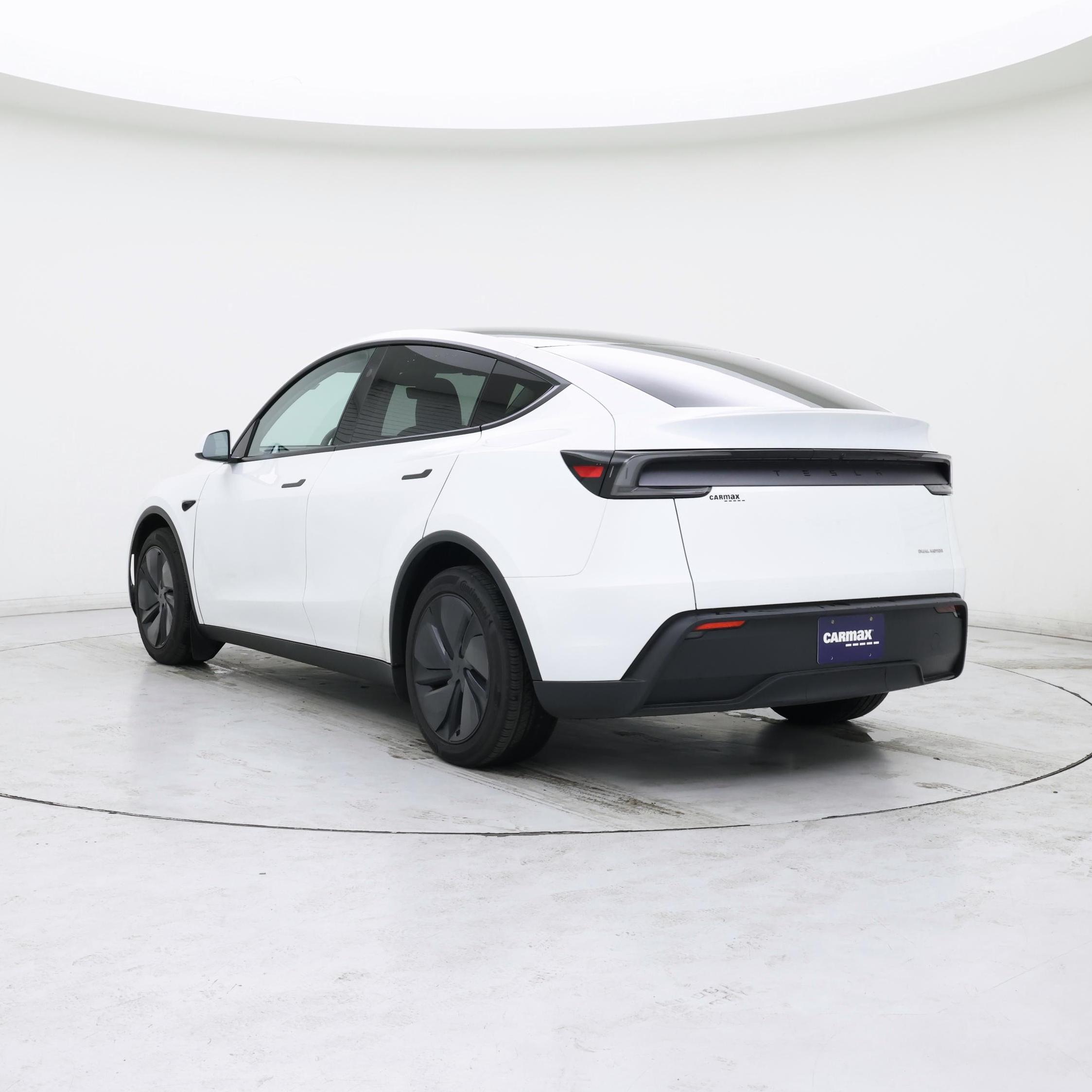 Thumbnail: 2026 Tesla Model Y - 2
