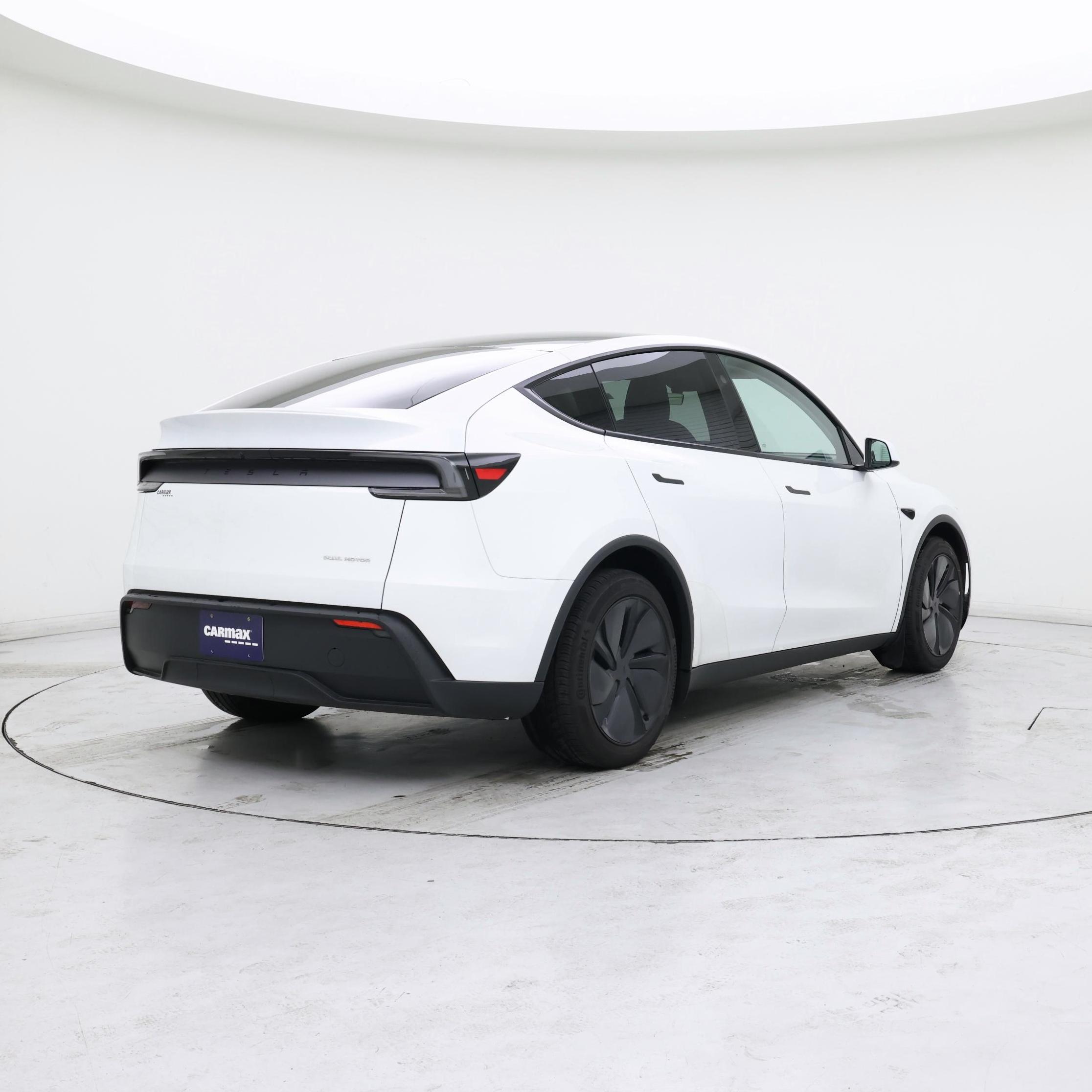 Thumbnail: 2026 Tesla Model Y - 8