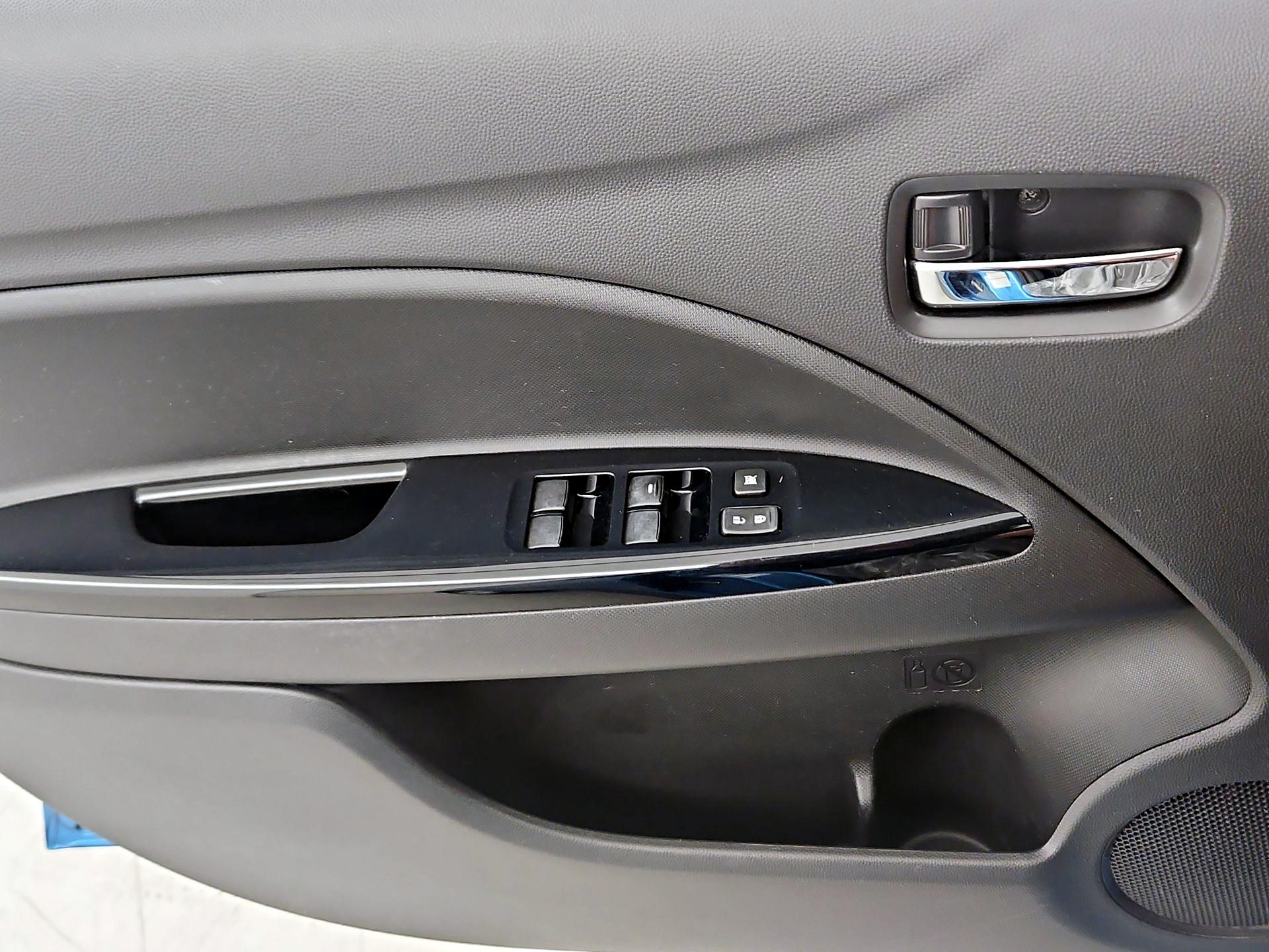 Thumbnail: 2018 Mitsubishi Mirage - 12