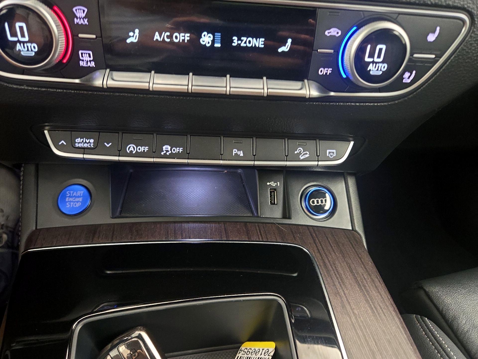 Thumbnail: 2022 Audi Q5 - 19