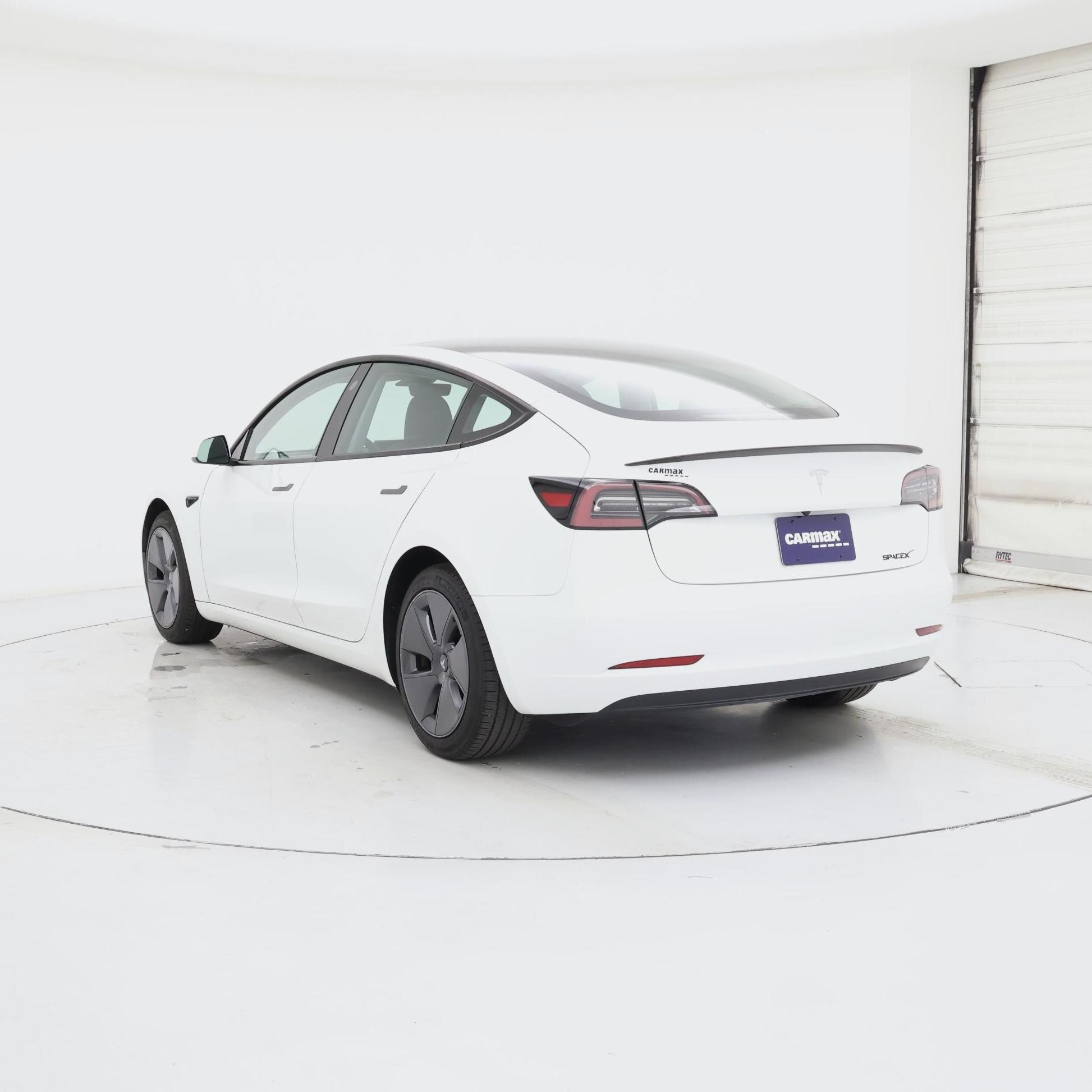 Thumbnail: 2023 Tesla Model 3 - 2