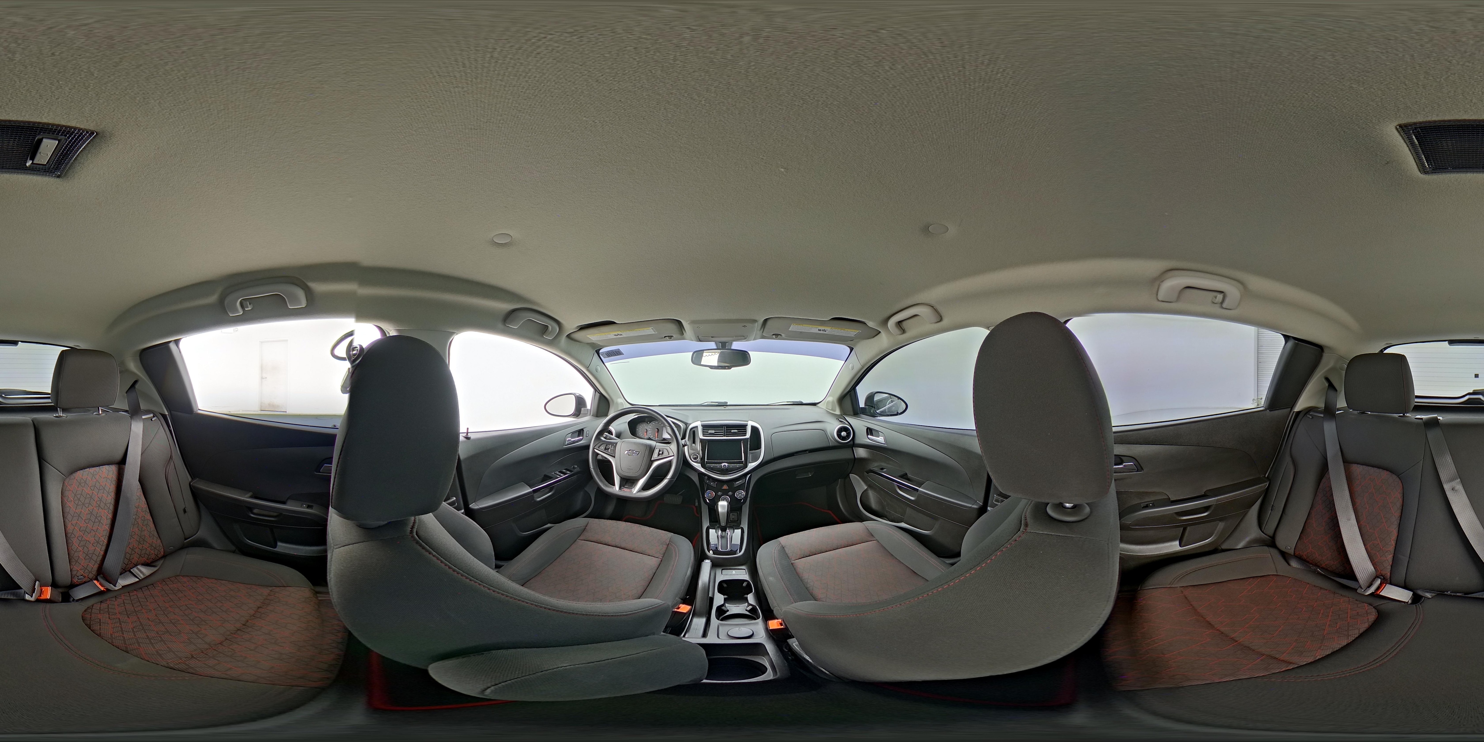 2018 Chevrolet Sonic LT - Photo 24