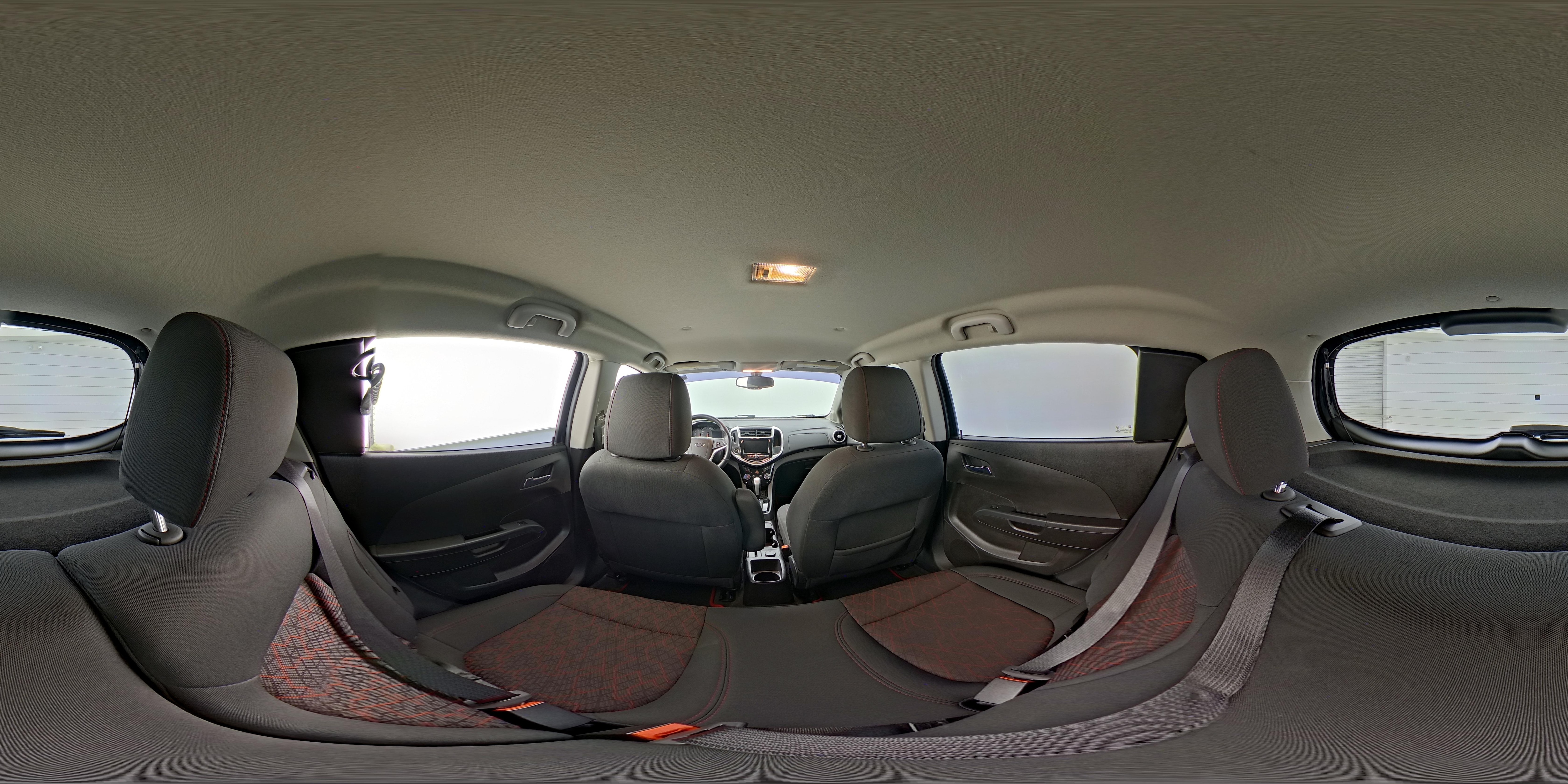 2018 Chevrolet Sonic LT - Photo 25