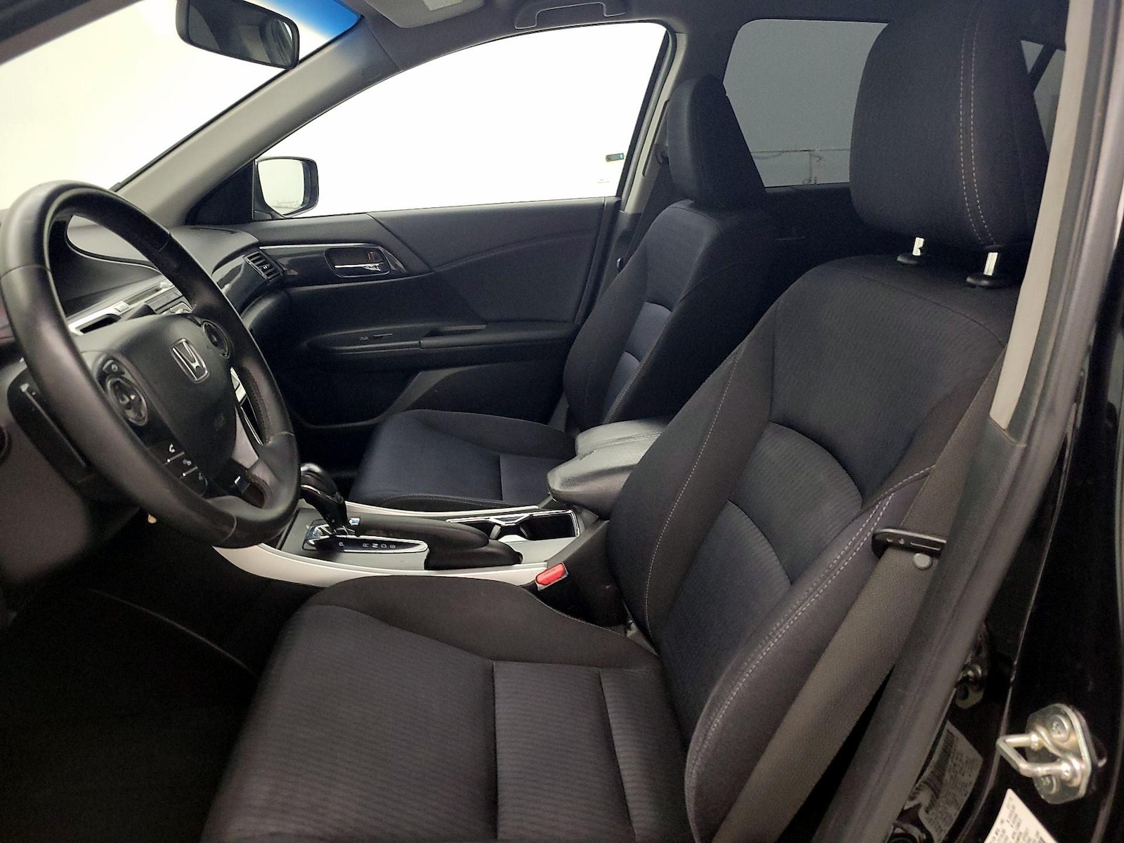 Power Seat(s) & Side Airbags