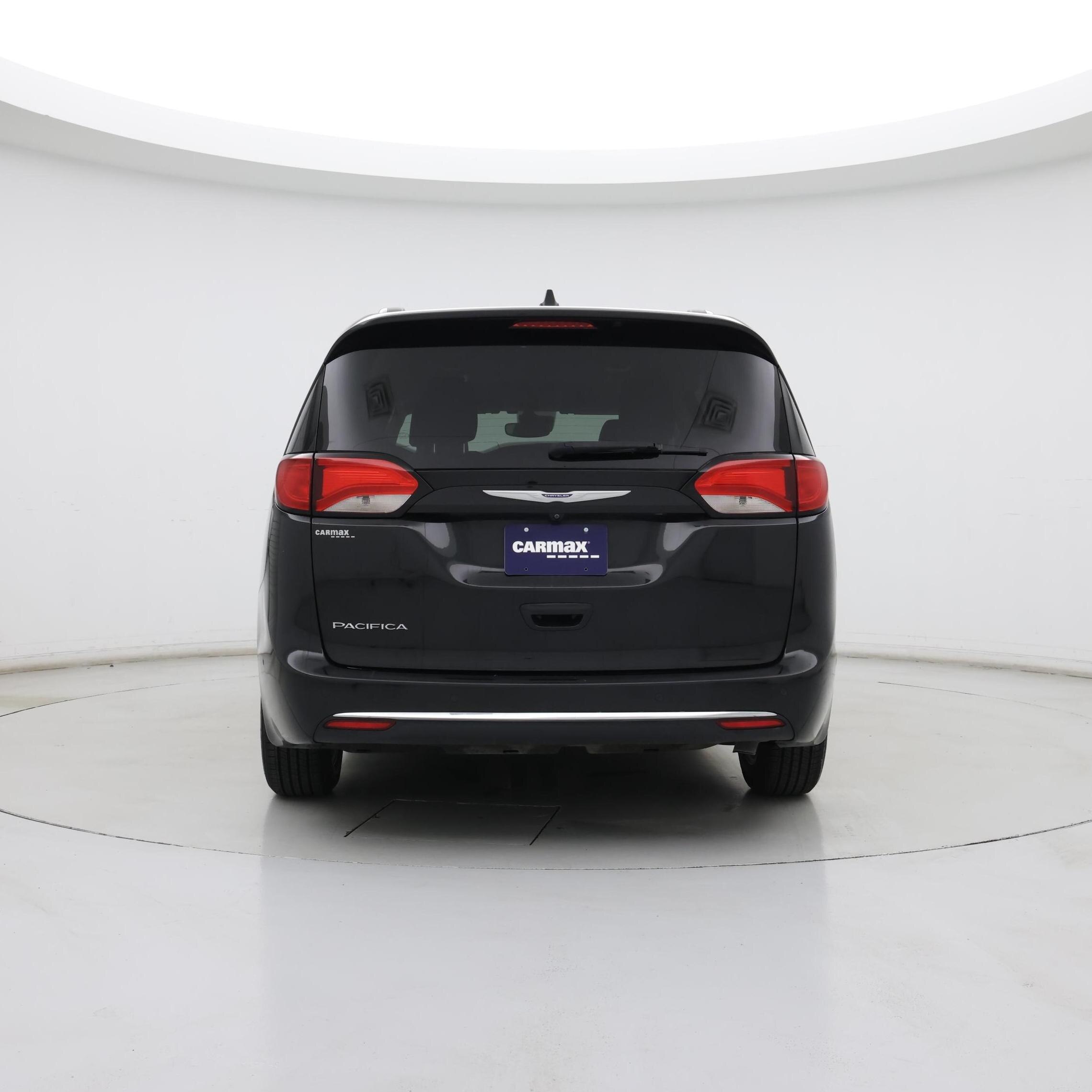 Thumbnail: 2020 Chrysler Pacifica - 6