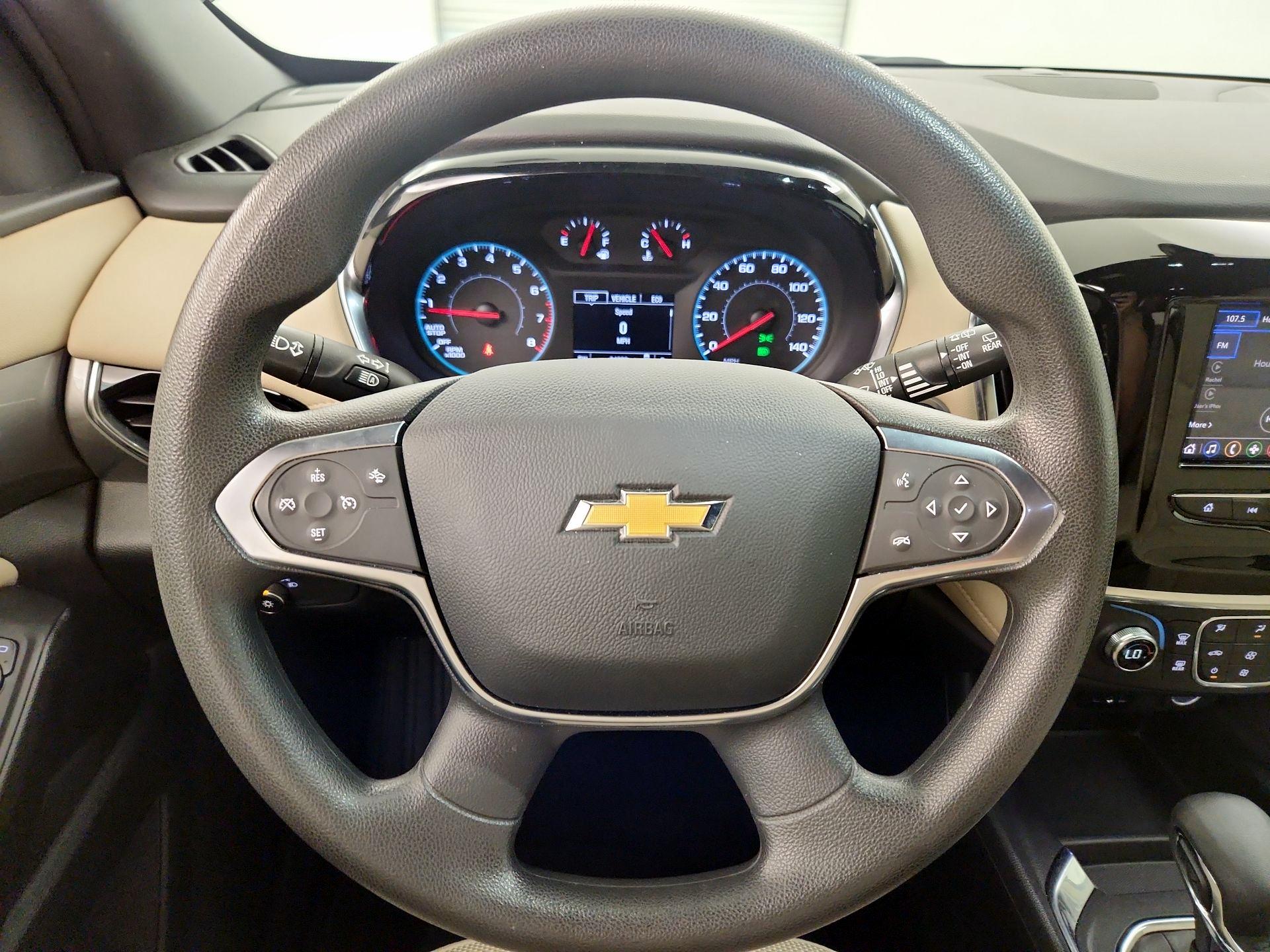 Thumbnail: 2023 Chevrolet Traverse - 10