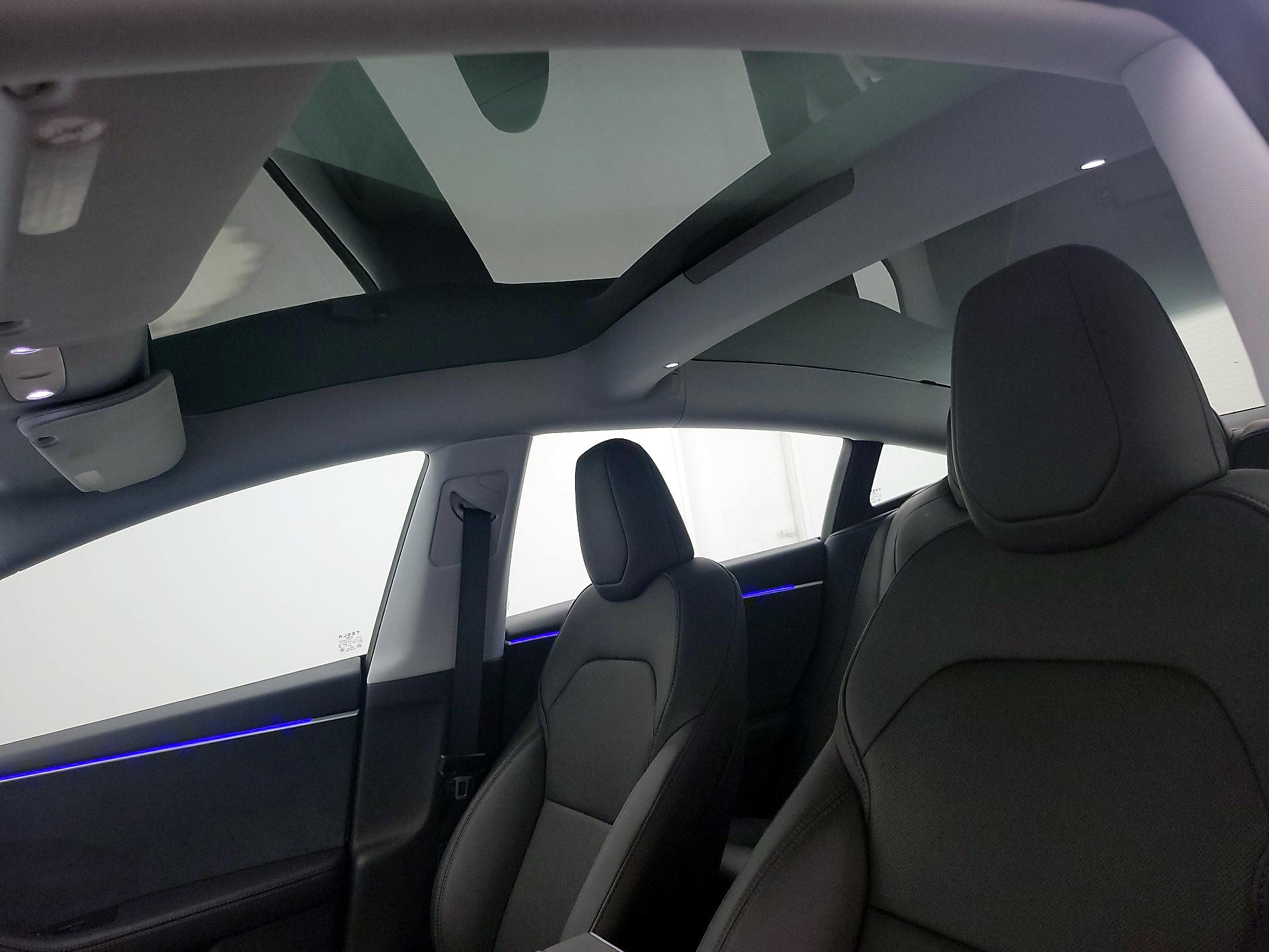 Thumbnail: 2025 Tesla Model 3 - 19