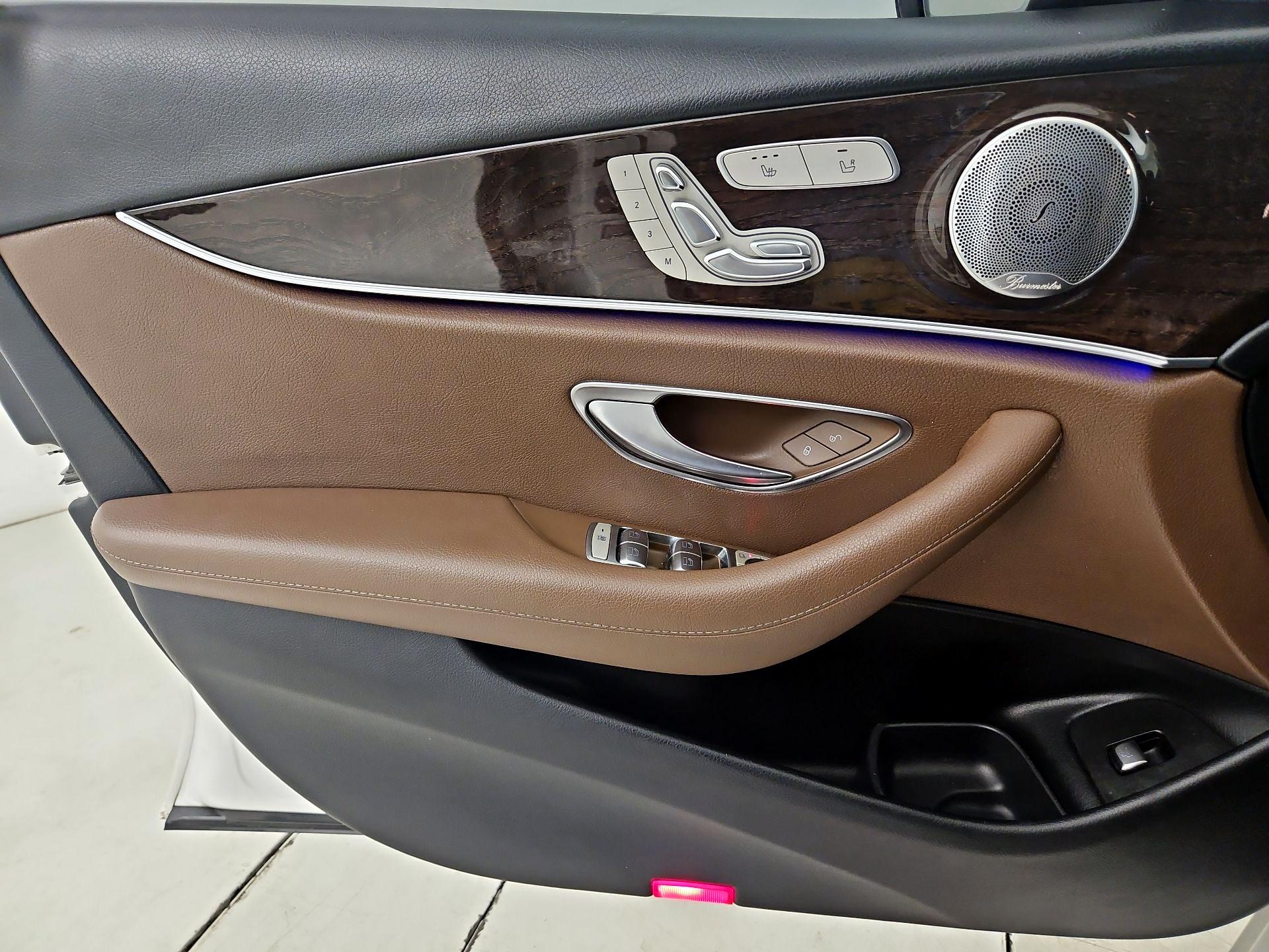 Thumbnail: 2019 Mercedes-Benz E-Class - 10