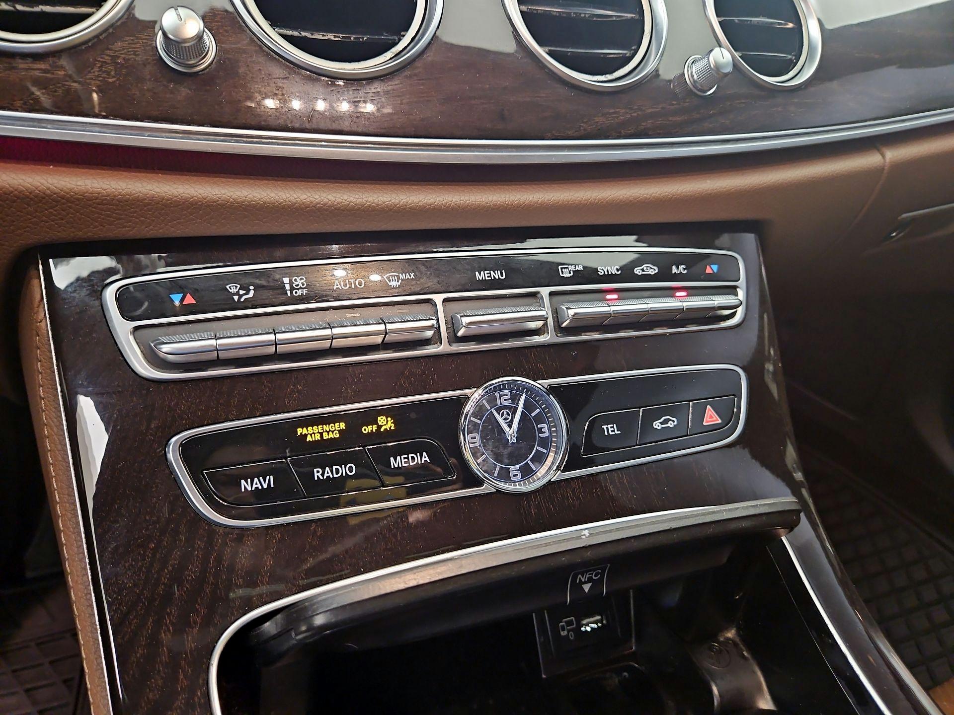 Thumbnail: 2019 Mercedes-Benz E-Class - 14