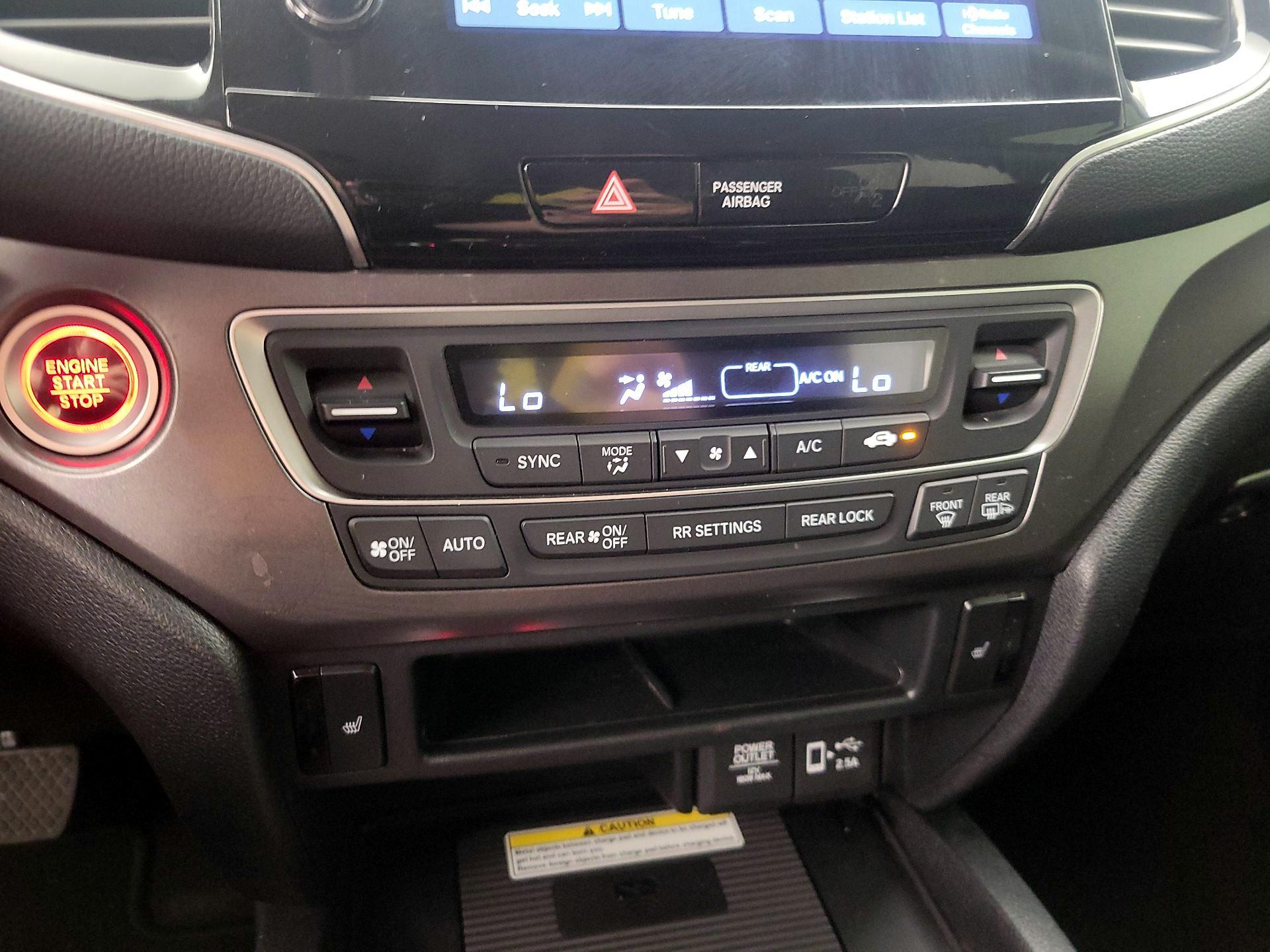 Thumbnail: 2021 Honda Pilot - 16