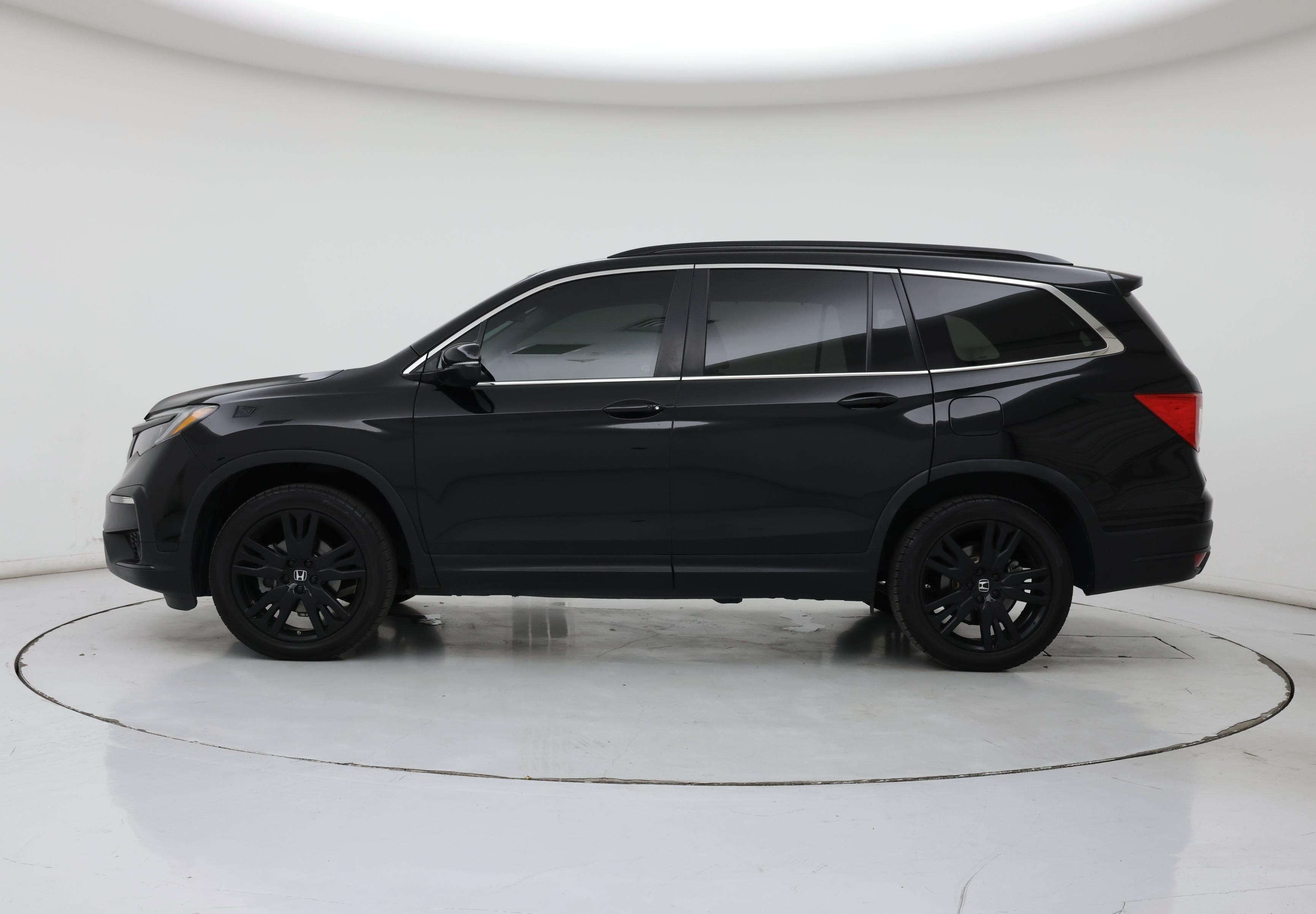 Thumbnail: 2021 Honda Pilot - 3