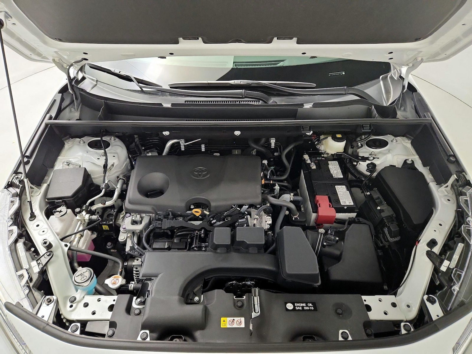 2025 Toyota RAV4 XLE Premium - Photo 24