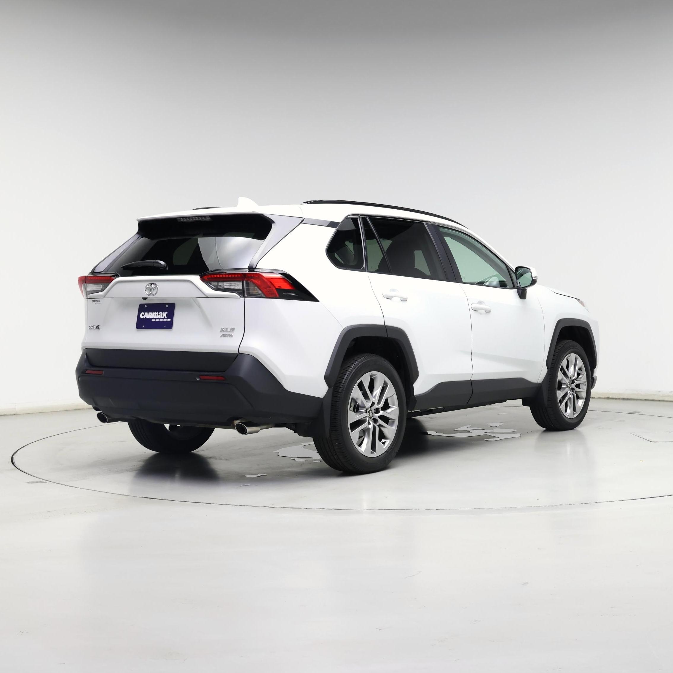 Thumbnail: 2025 Toyota RAV4 - 8