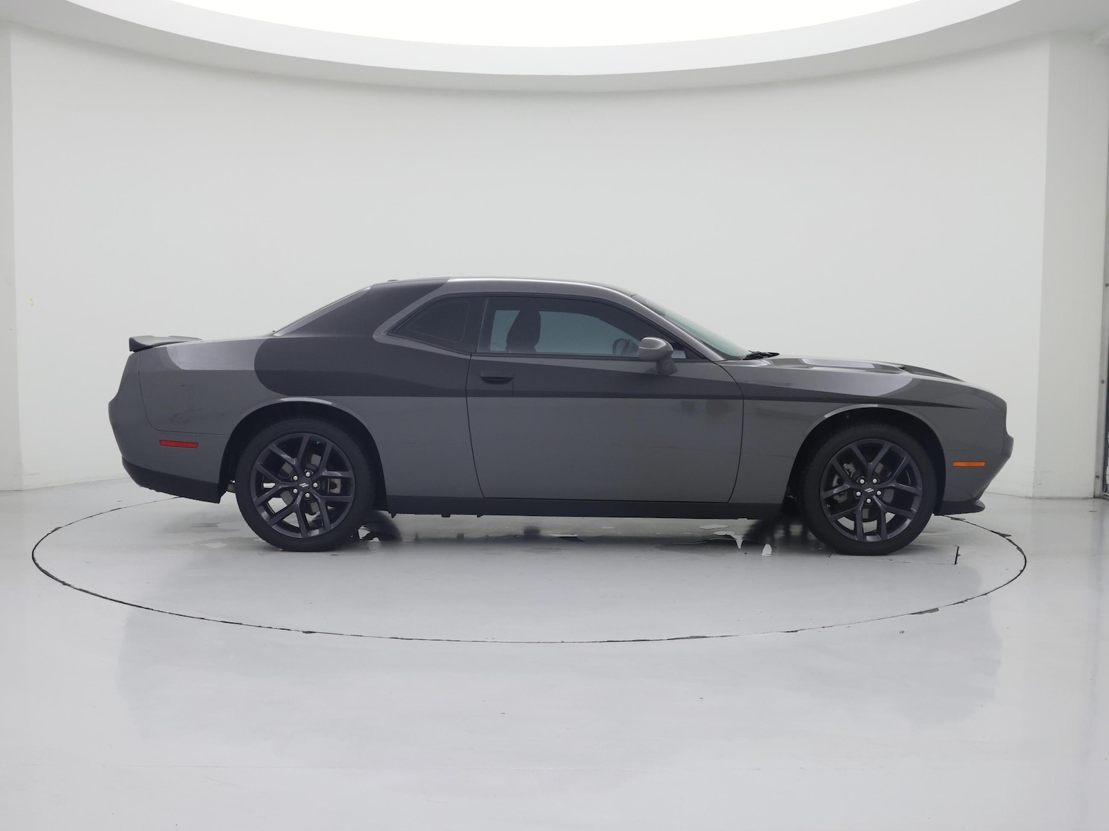 2023 Dodge Challenger SXT - Photo 8