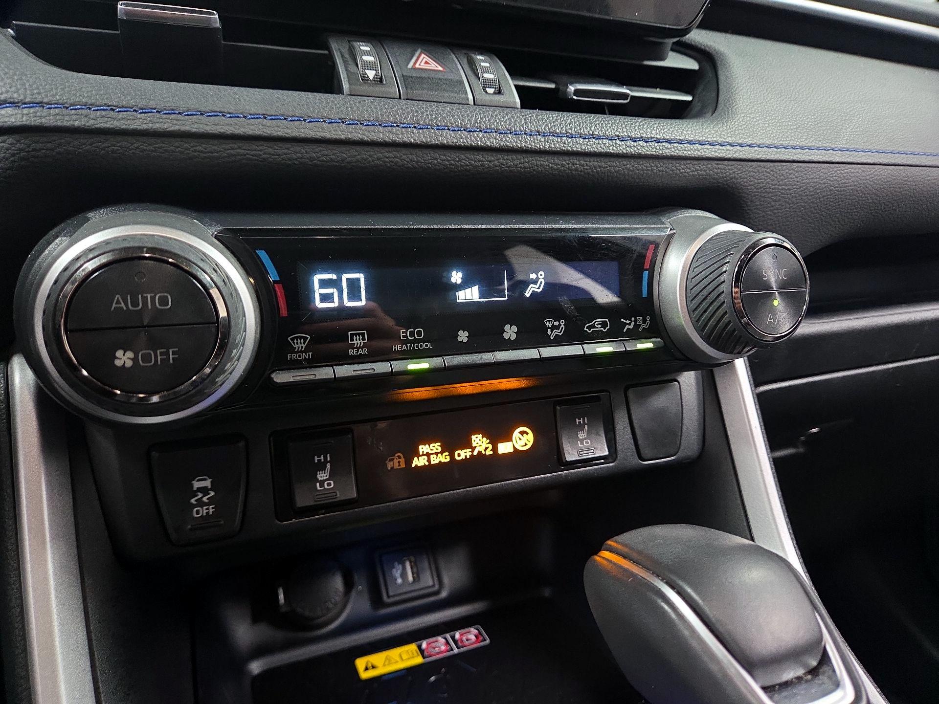 Thumbnail: 2023 Toyota RAV4 - 14