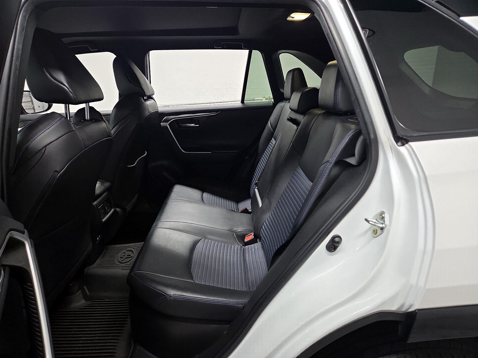 Thumbnail: 2023 Toyota RAV4 - 16