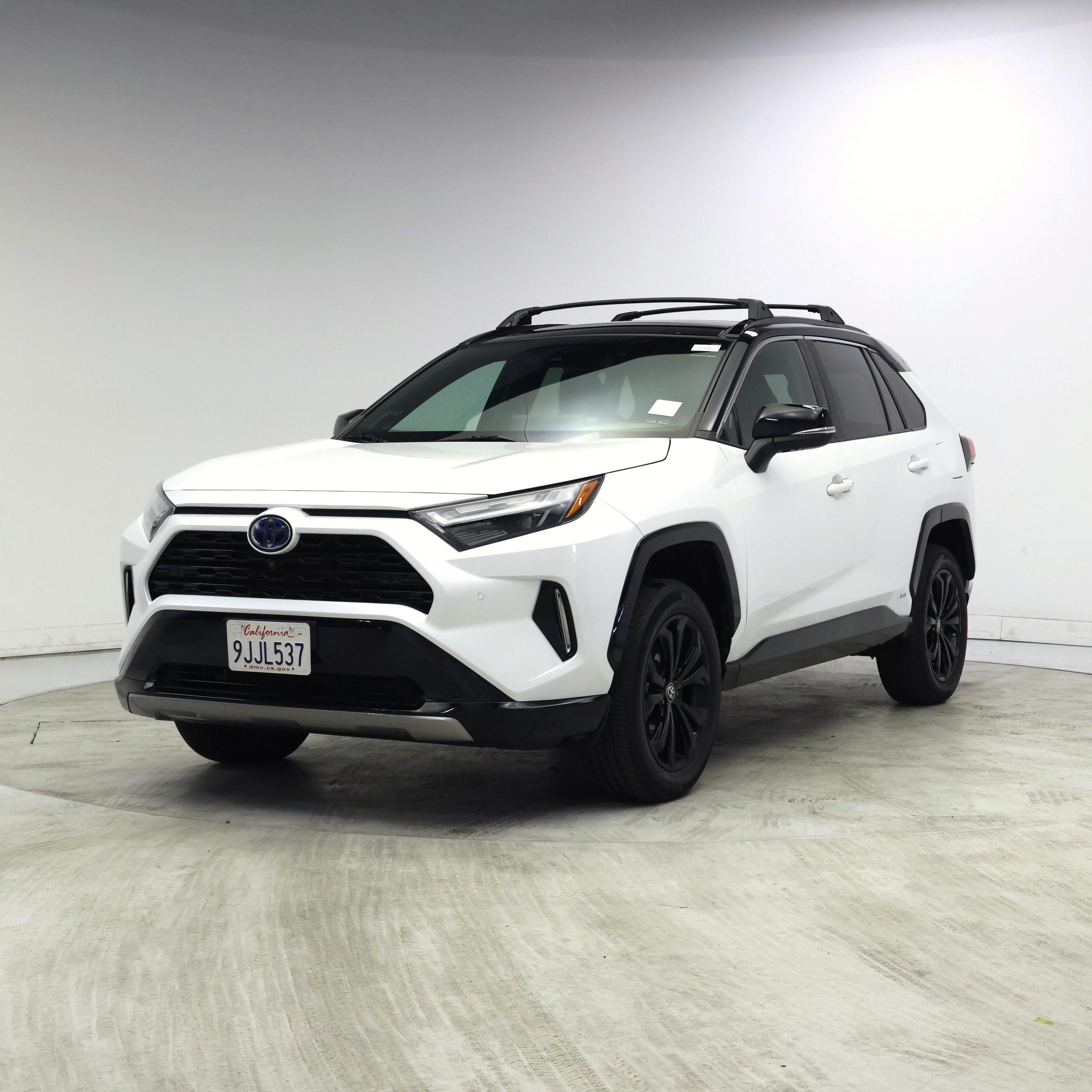 Thumbnail: 2023 Toyota RAV4 - 4