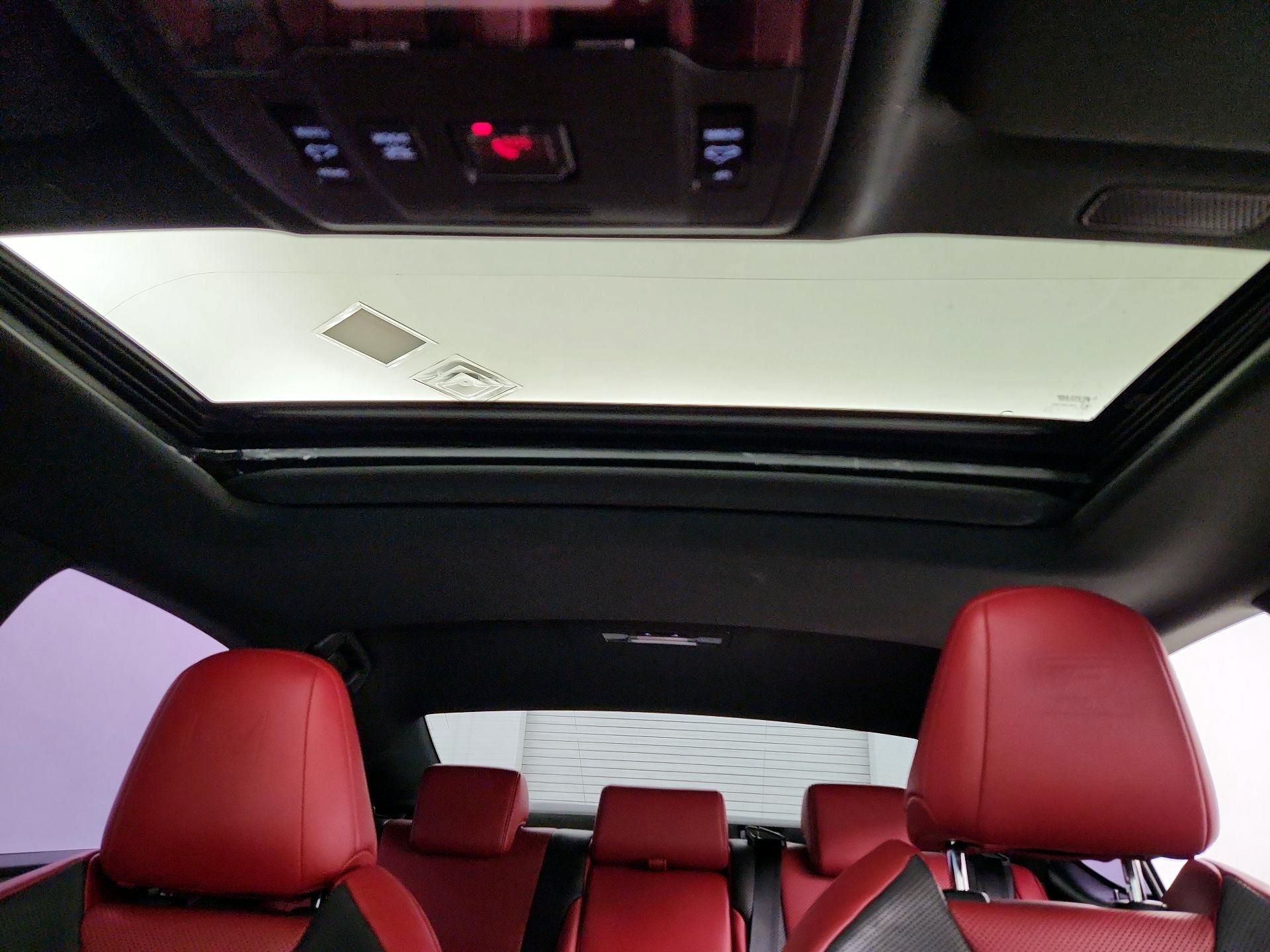 Thumbnail: 2020 Lexus ES - 20