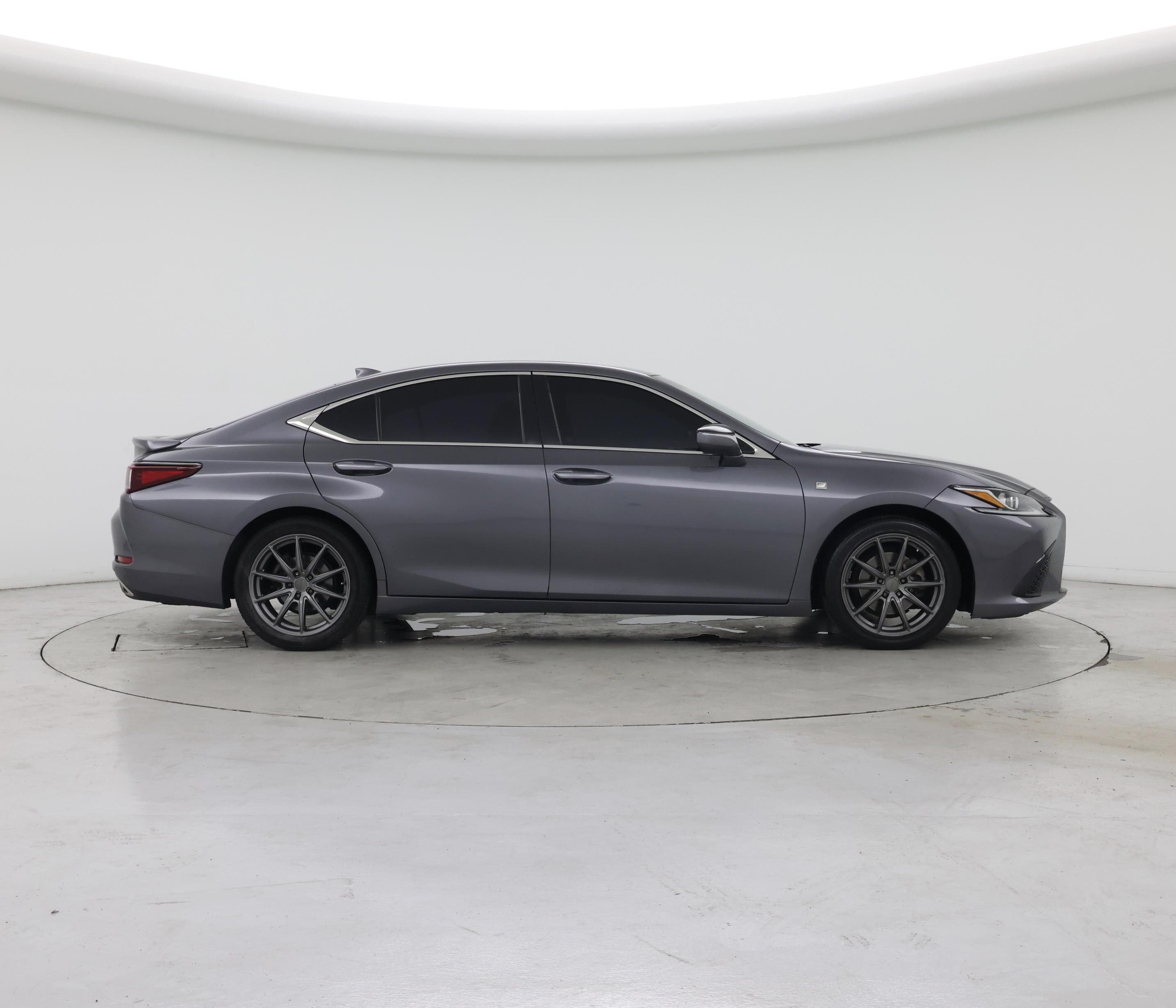 Thumbnail: 2020 Lexus ES - 7
