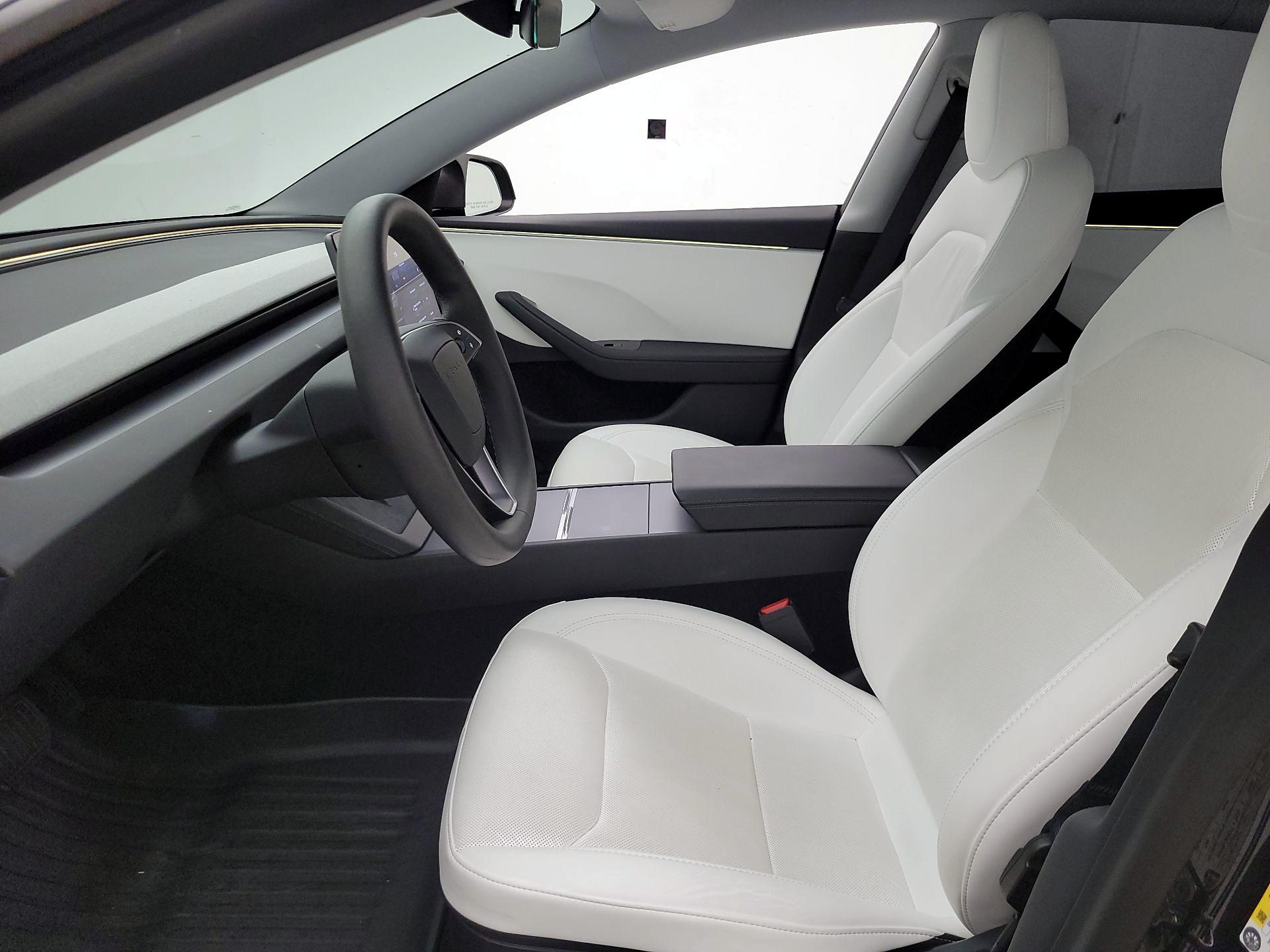 Thumbnail: 2024 Tesla Model 3 - 11