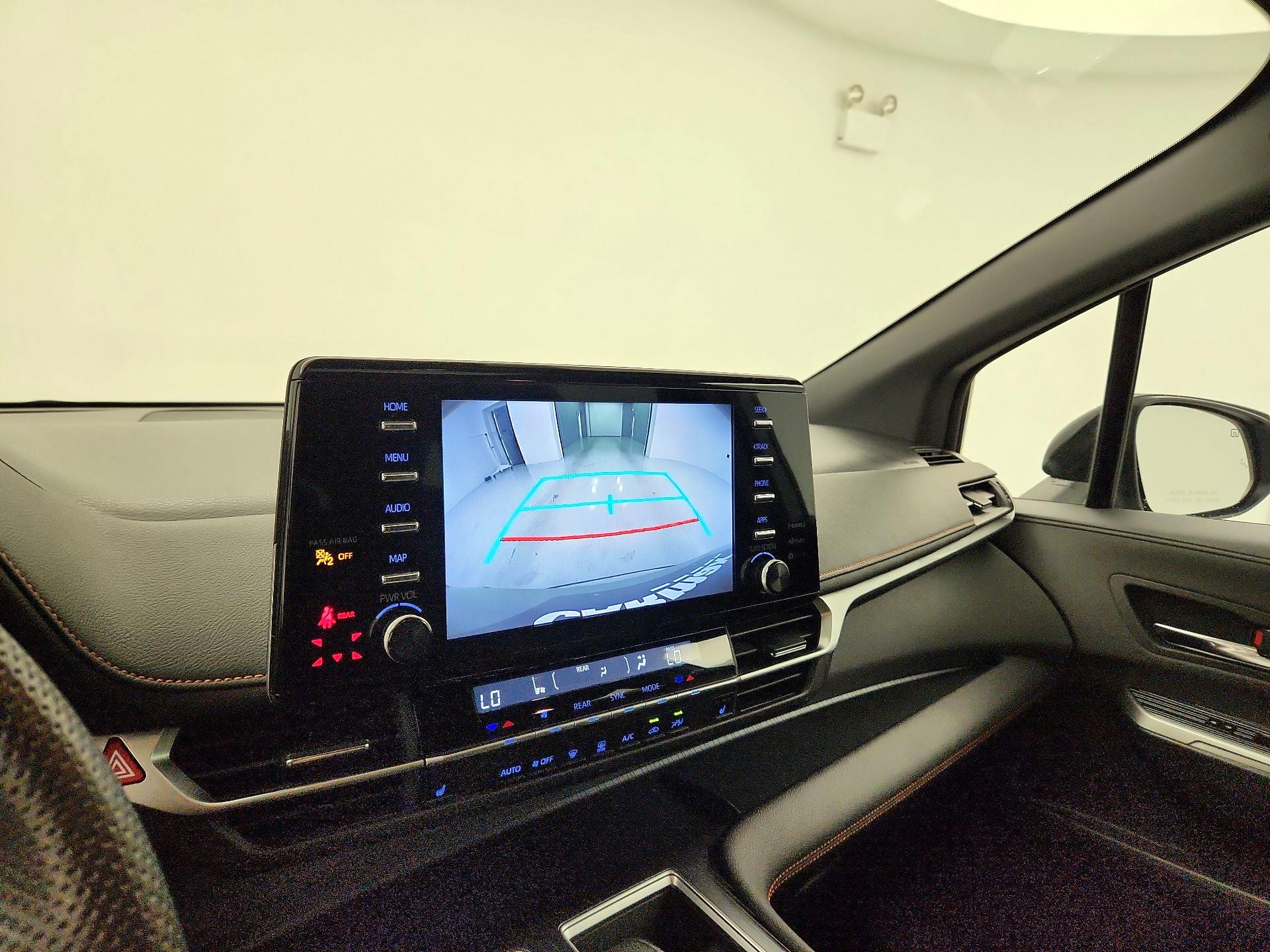 Thumbnail: 2024 Toyota Sienna - 15