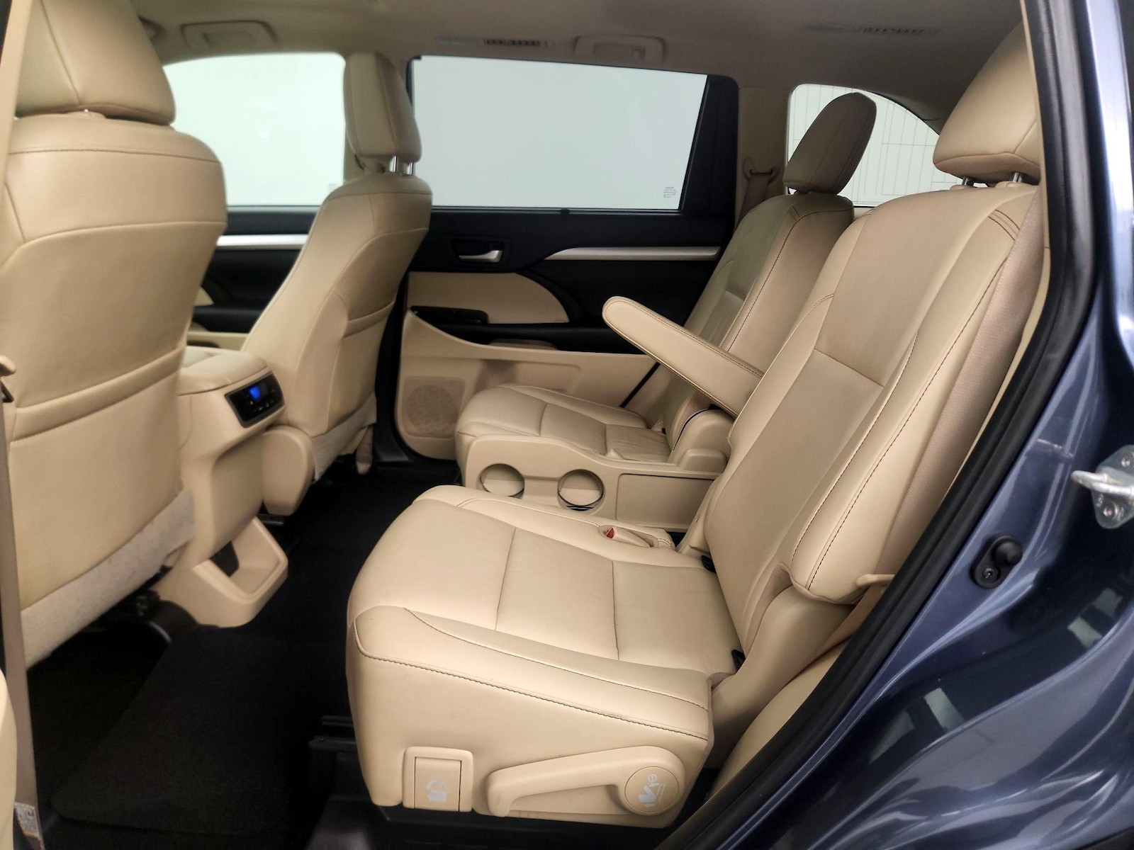 2019 Toyota Highlander XLE - Photo 21