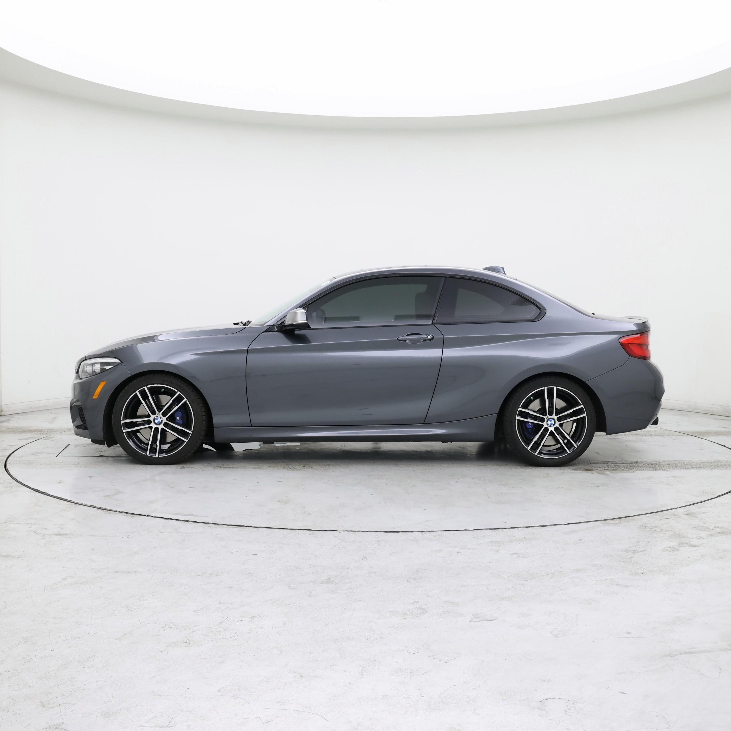 Thumbnail: 2018 BMW 2 Series - 3