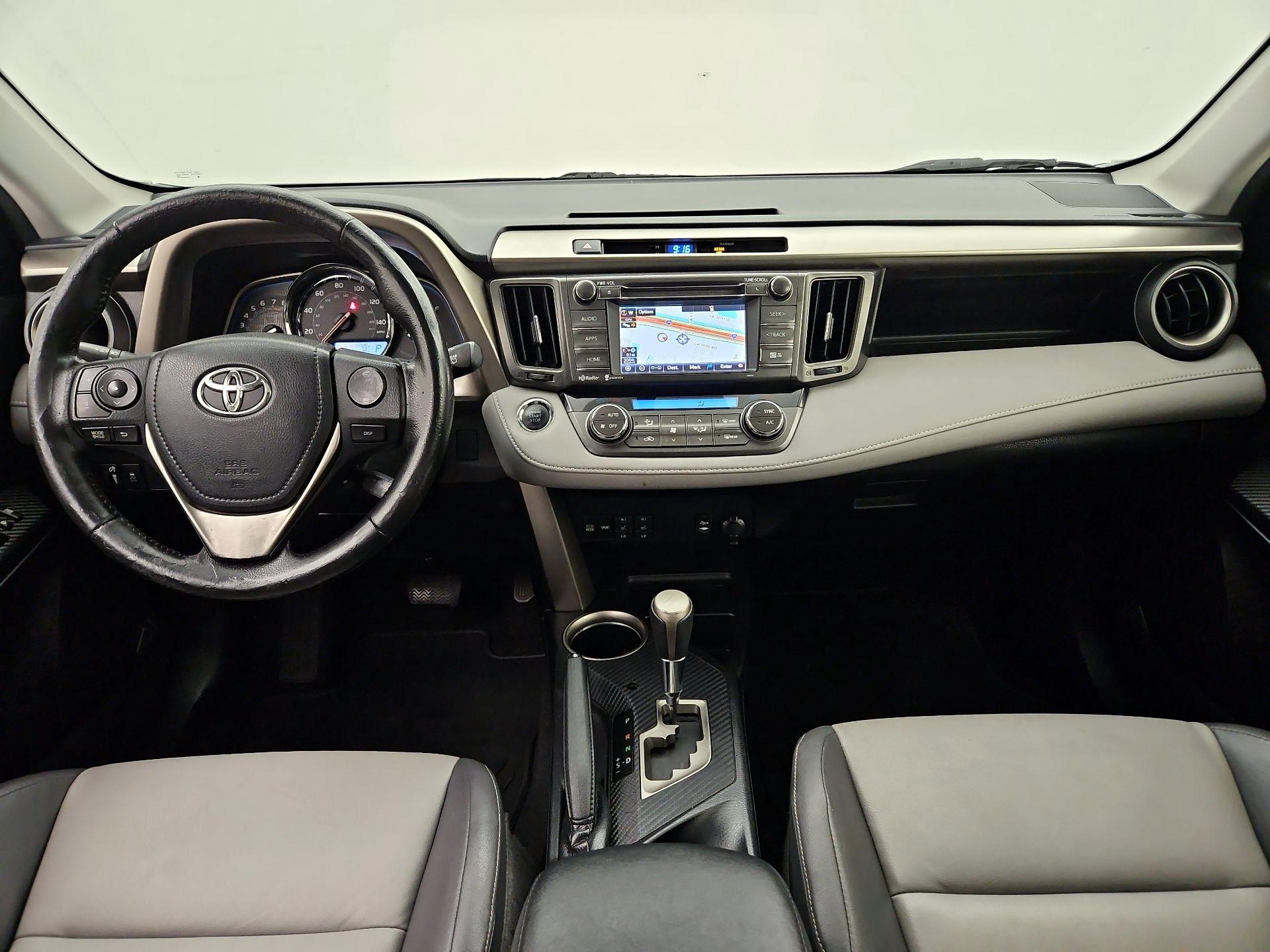 Thumbnail: 2015 Toyota RAV4 - 9