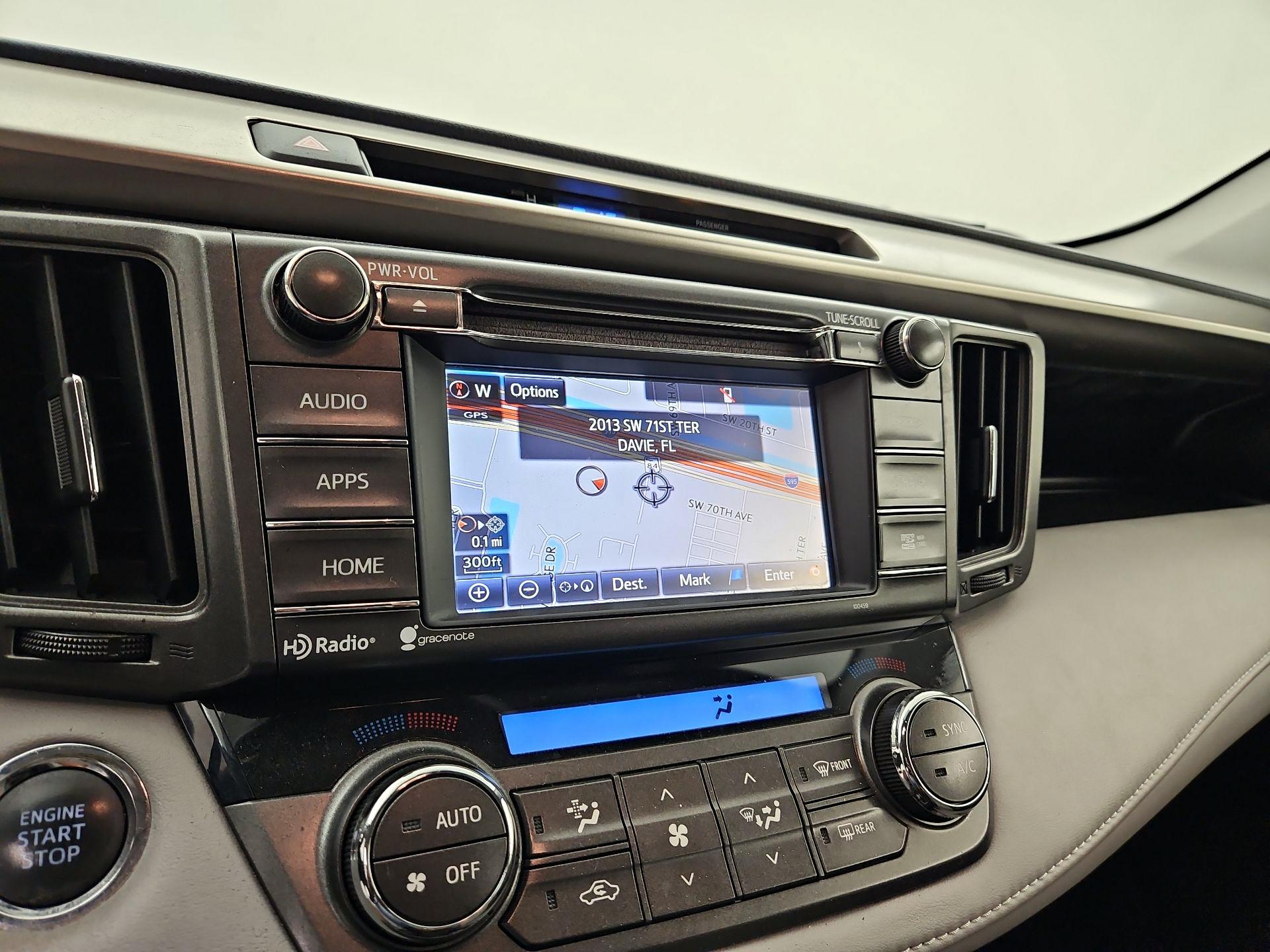 Thumbnail: 2015 Toyota RAV4 - 14