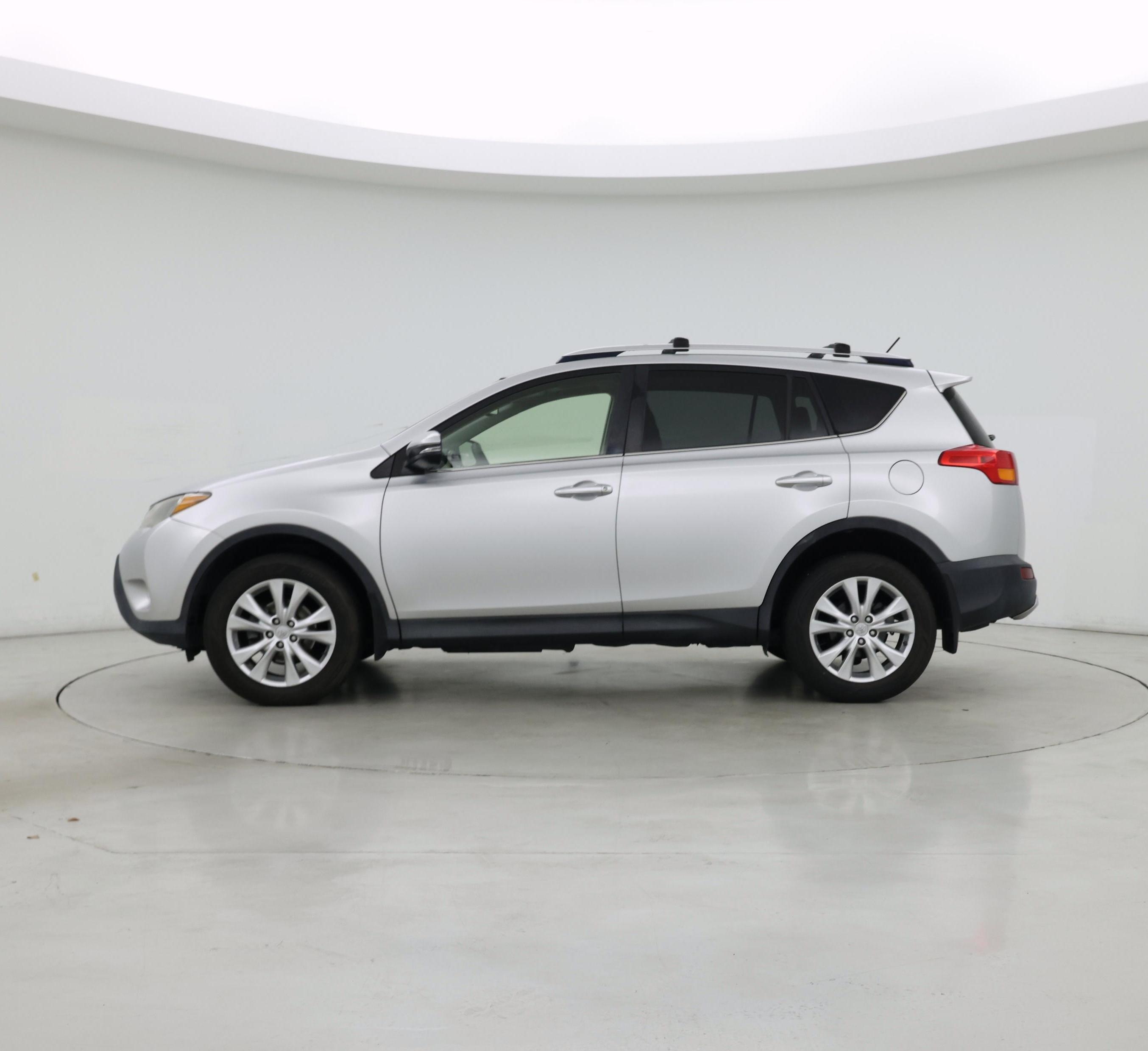 Thumbnail: 2015 Toyota RAV4 - 3